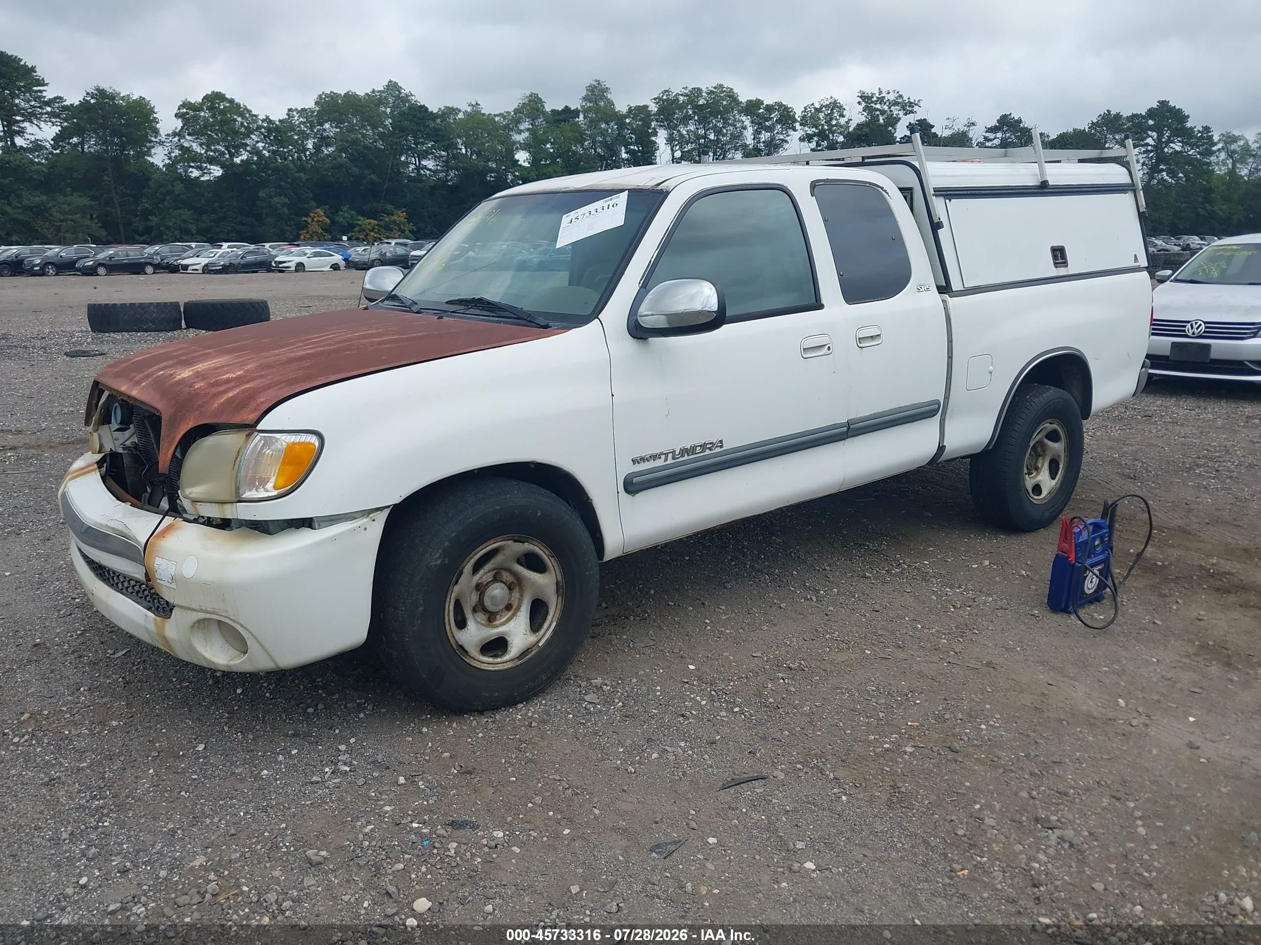 2003 Toyota Tundra Sr5 White vin: 5TBBN441X3S374503