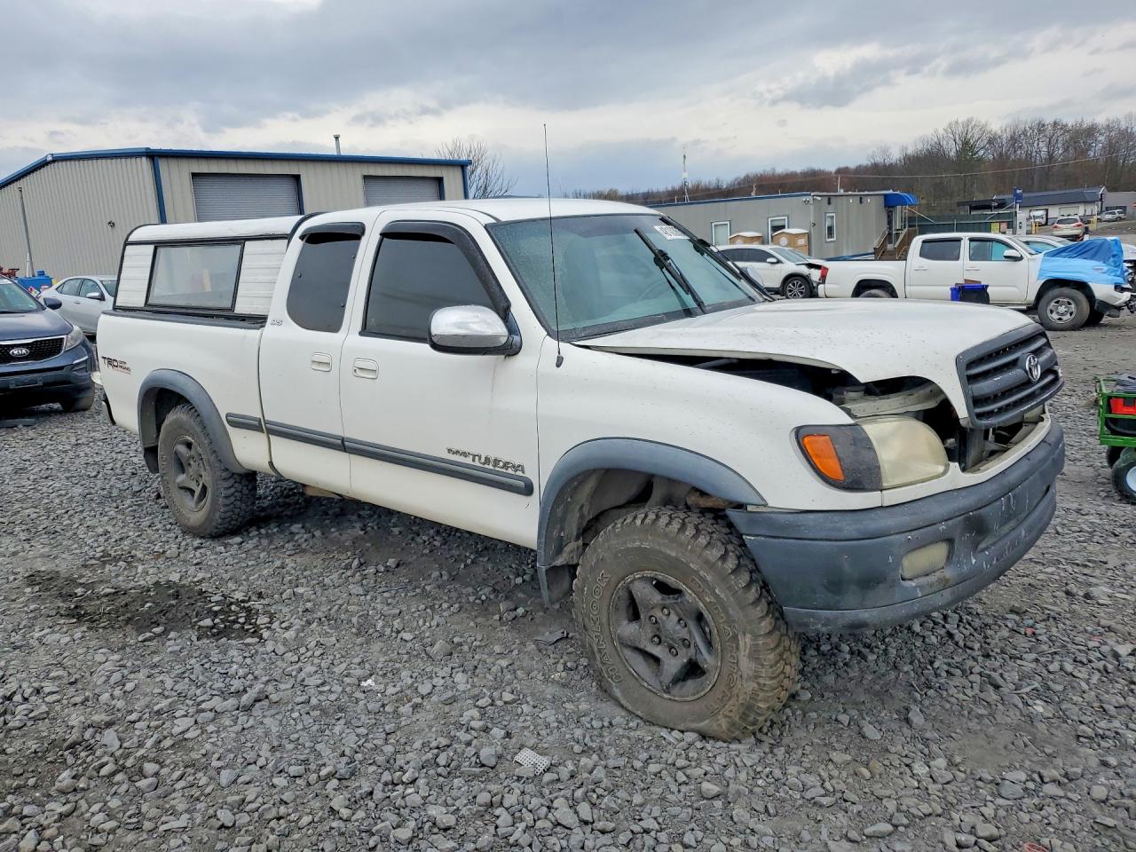 2001 Toyota Tundra Sr5 Белый vin: 5TBBT44101S205951