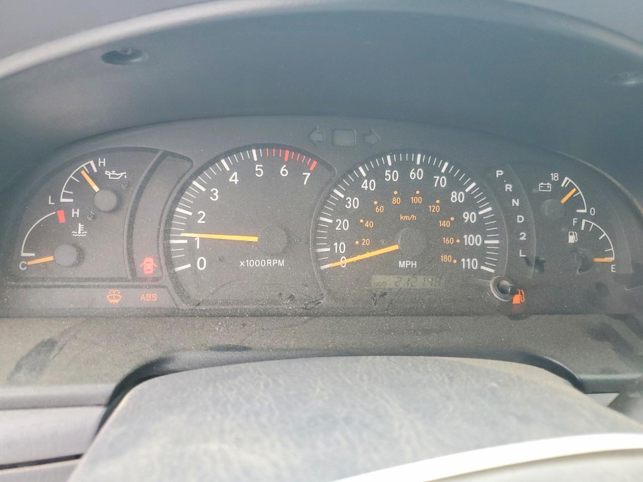 2001 Toyota Tundra Sr5 Белый vin: 5TBBT44101S205951