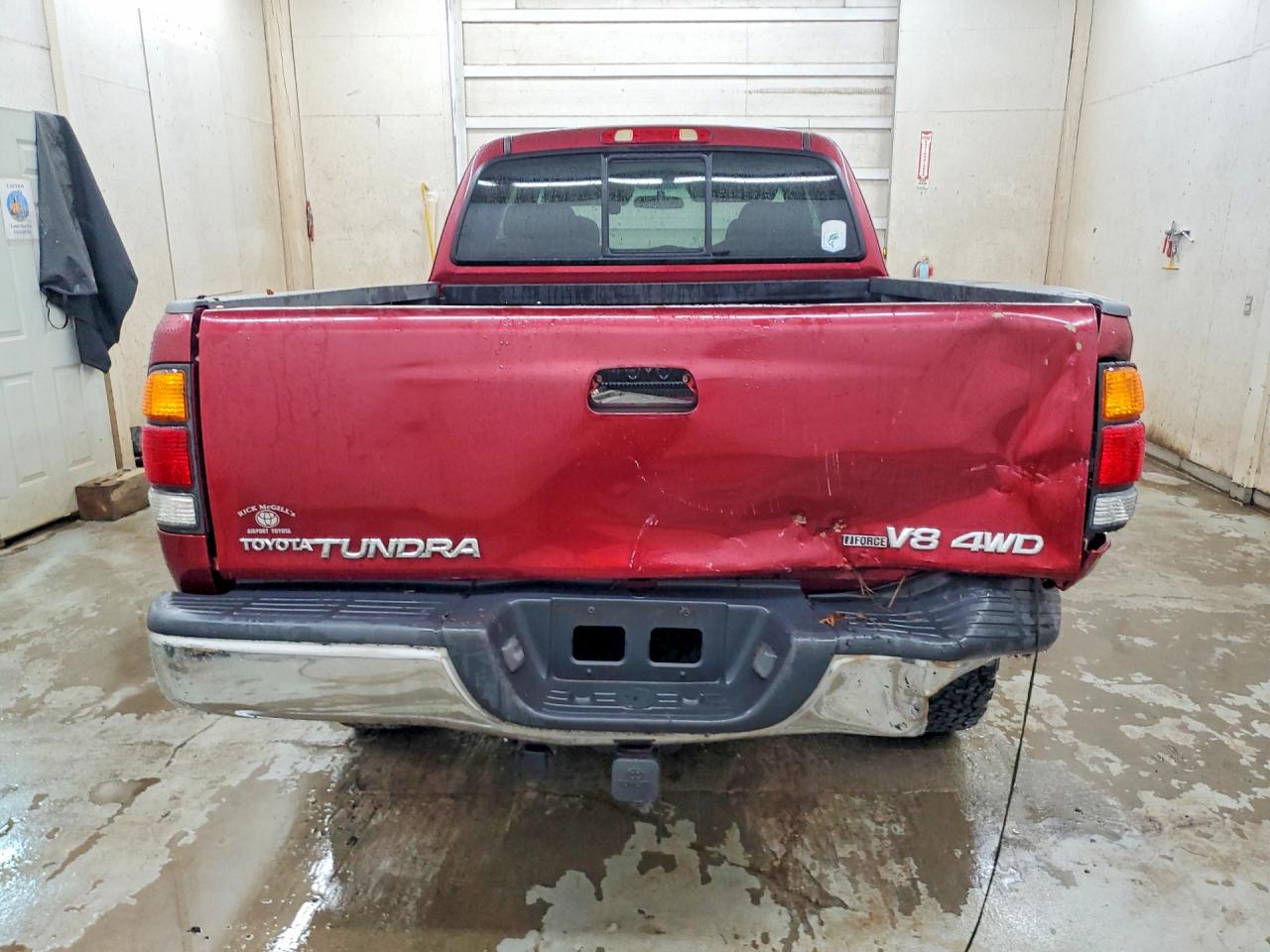2002 Toyota Tundra Sr5 V8 Burgundy vin: 5TBBT44102S286693