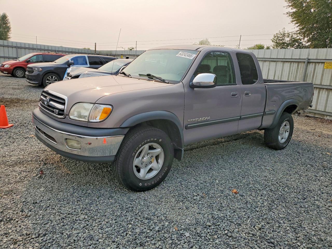 2002 Toyota Tundra Sr5 V8 Gray vin: 5TBBT44102S297922