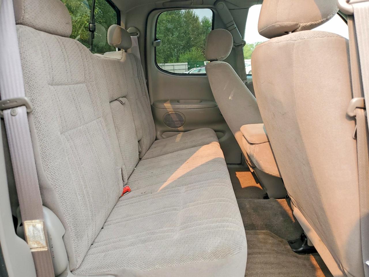 2002 Toyota Tundra Sr5 V8 Серый vin: 5TBBT44102S297922