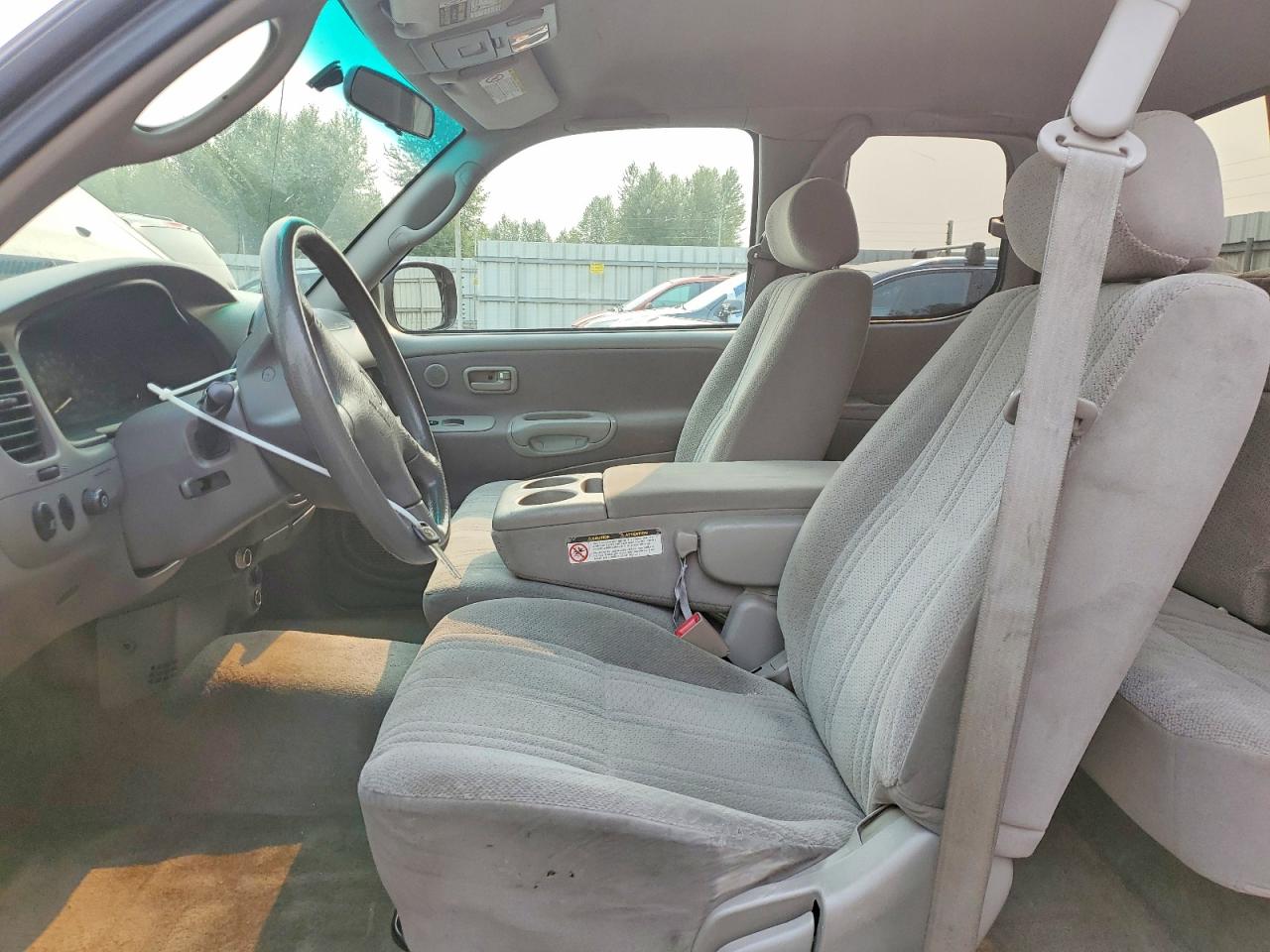 2002 Toyota Tundra Sr5 V8 Серый vin: 5TBBT44102S297922