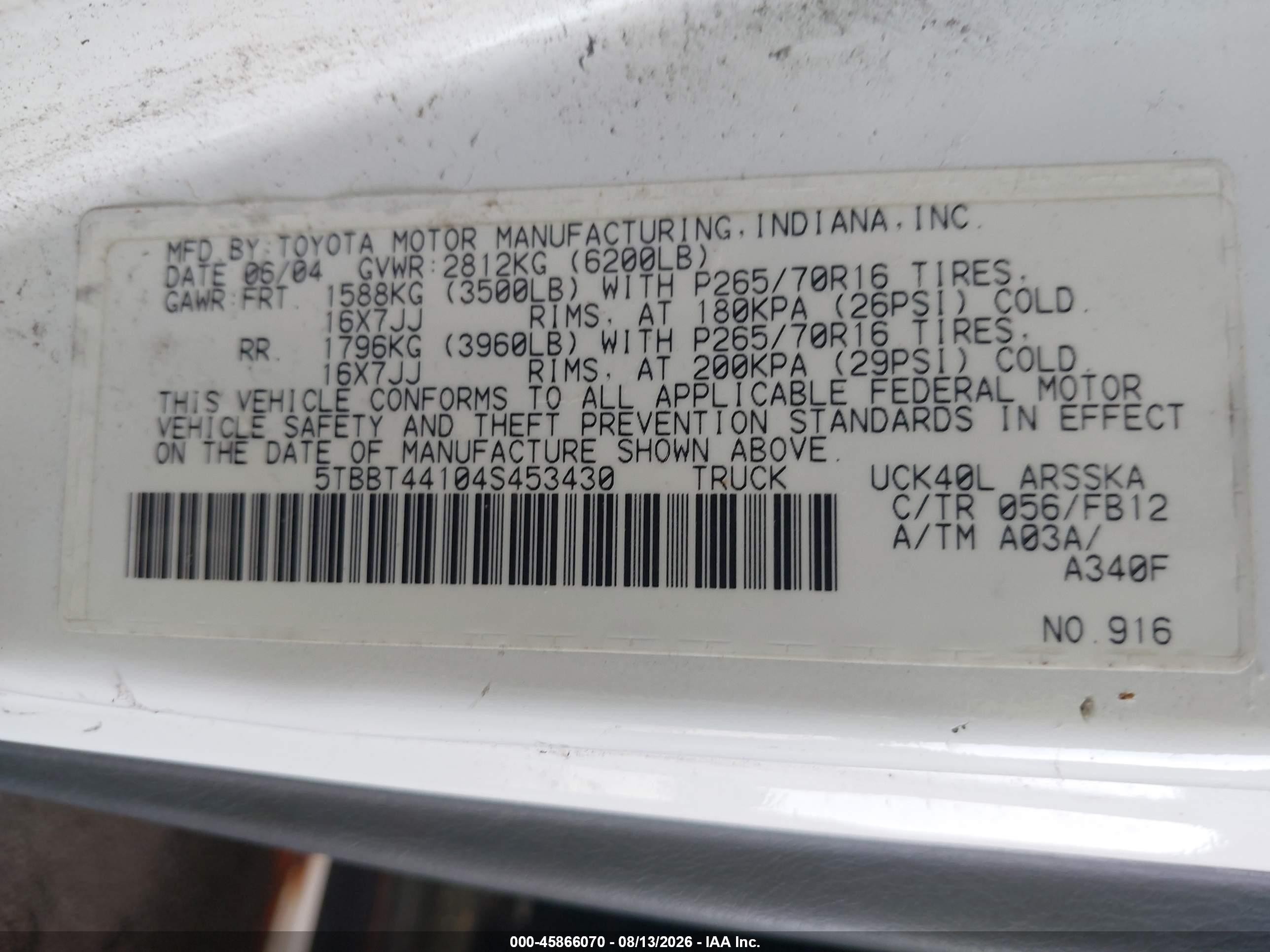 2004 Toyota Tundra Sr5 V8 White vin: 5TBBT44104S453430