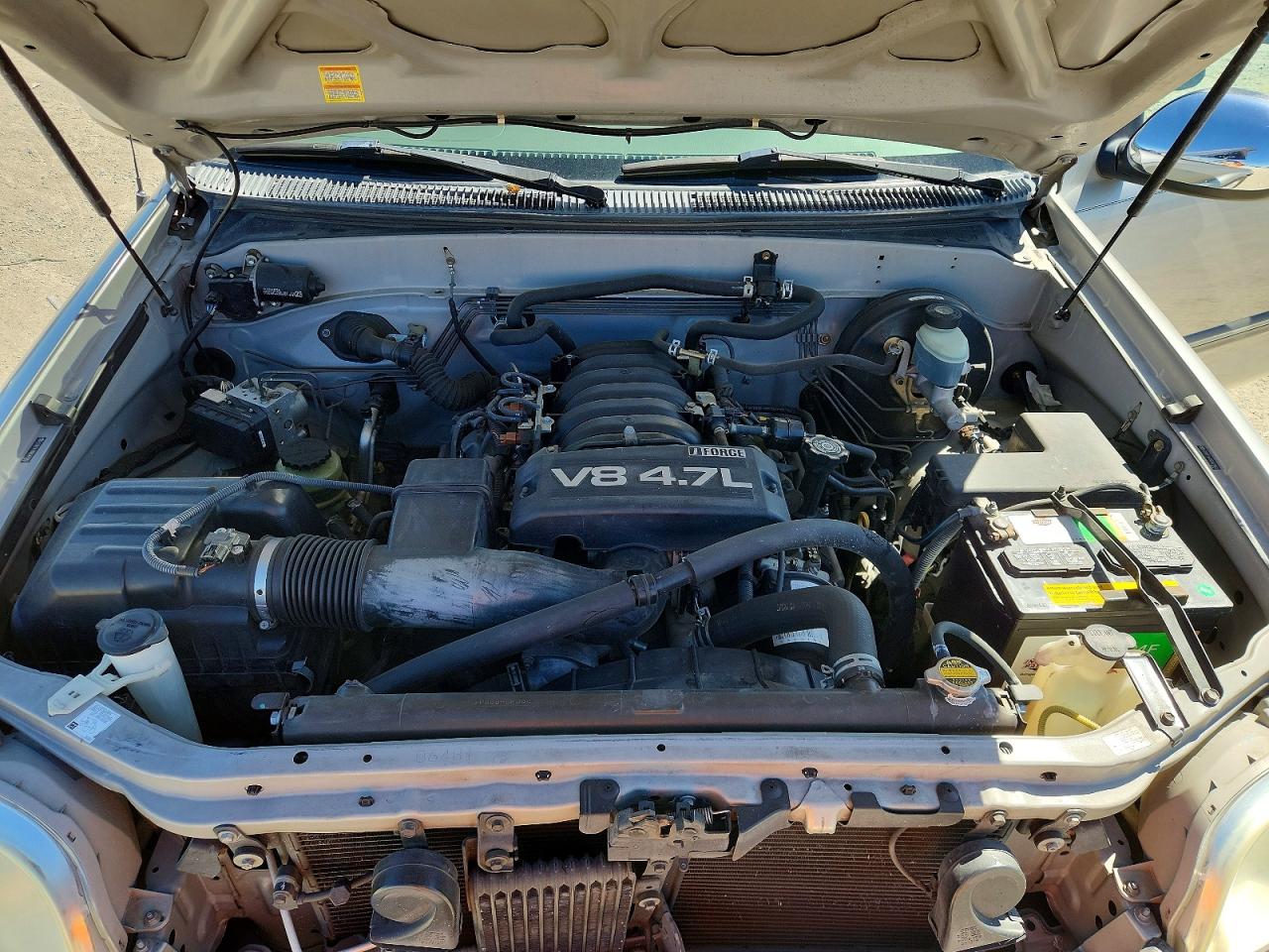 2006 Toyota Tundra Sr5 Silver vin: 5TBBT44106S479867