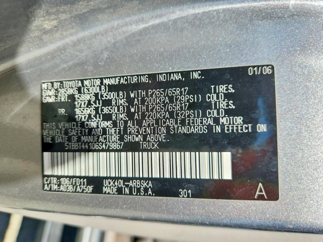 2006 Toyota Tundra Sr5 Silver vin: 5TBBT44106S479867