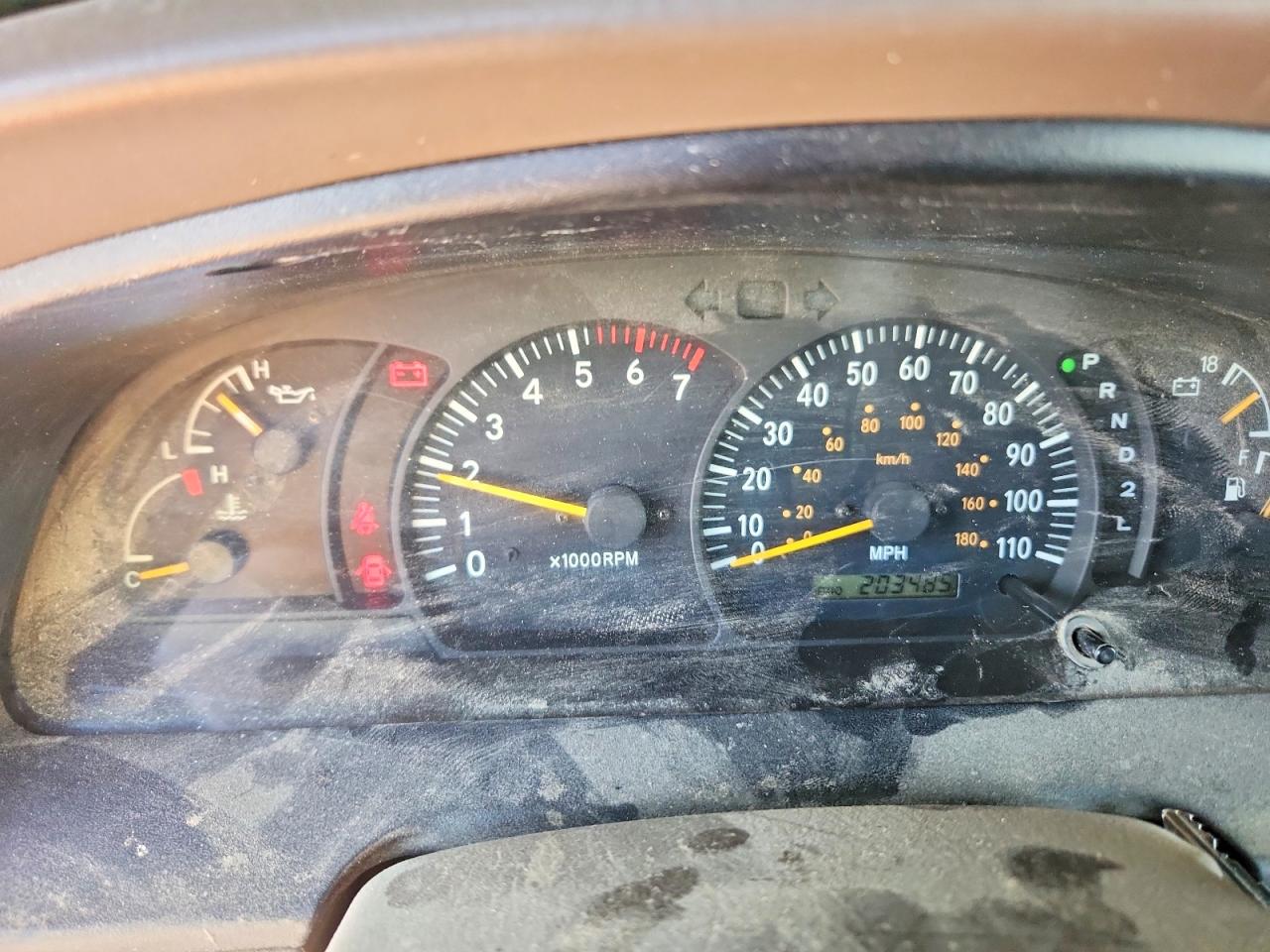 2001 Toyota Tundra Sr5 White vin: 5TBBT44111S187153