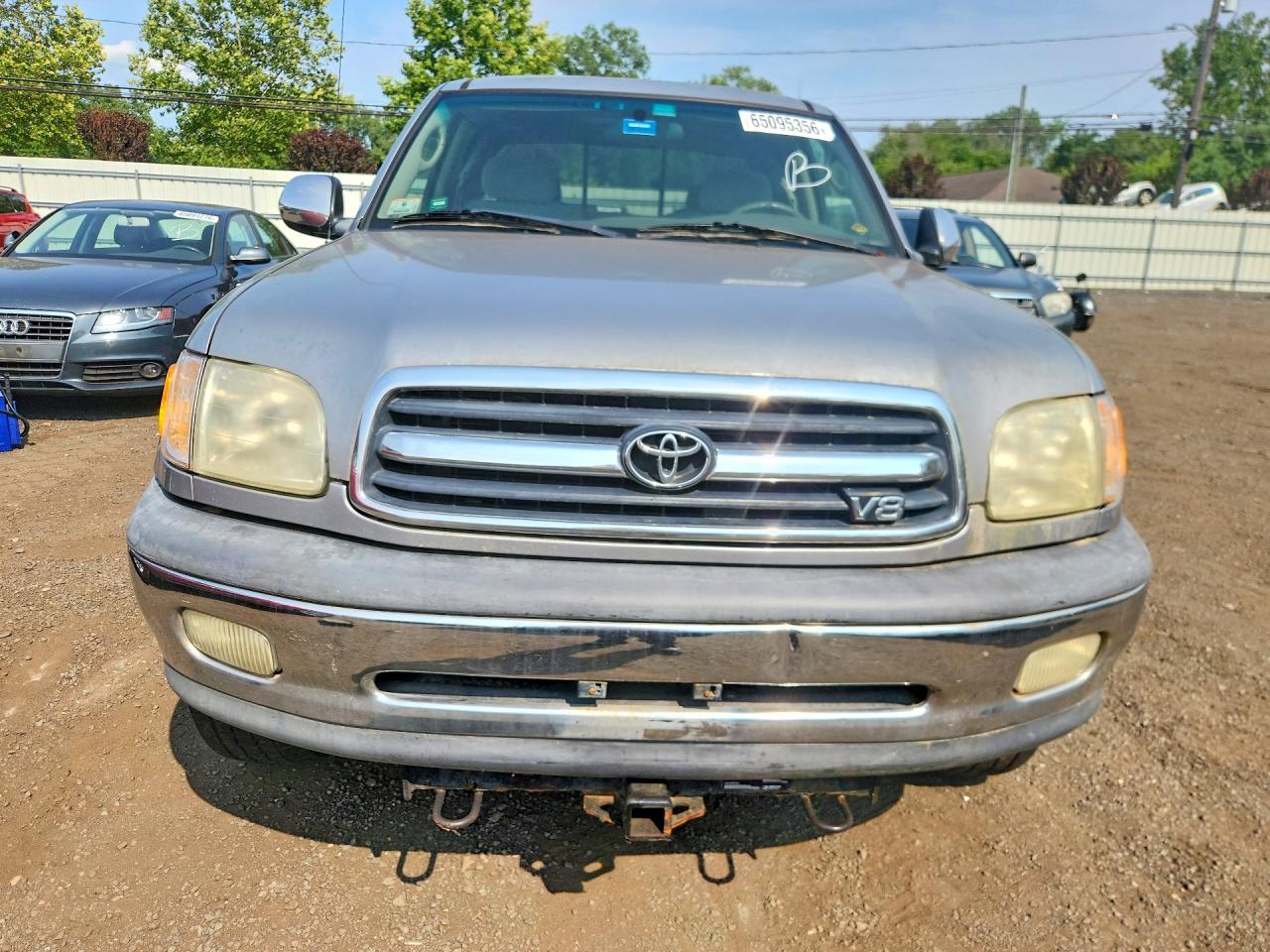 2002 Toyota Tundra Sr5 V8 Silver vin: 5TBBT44112S244632