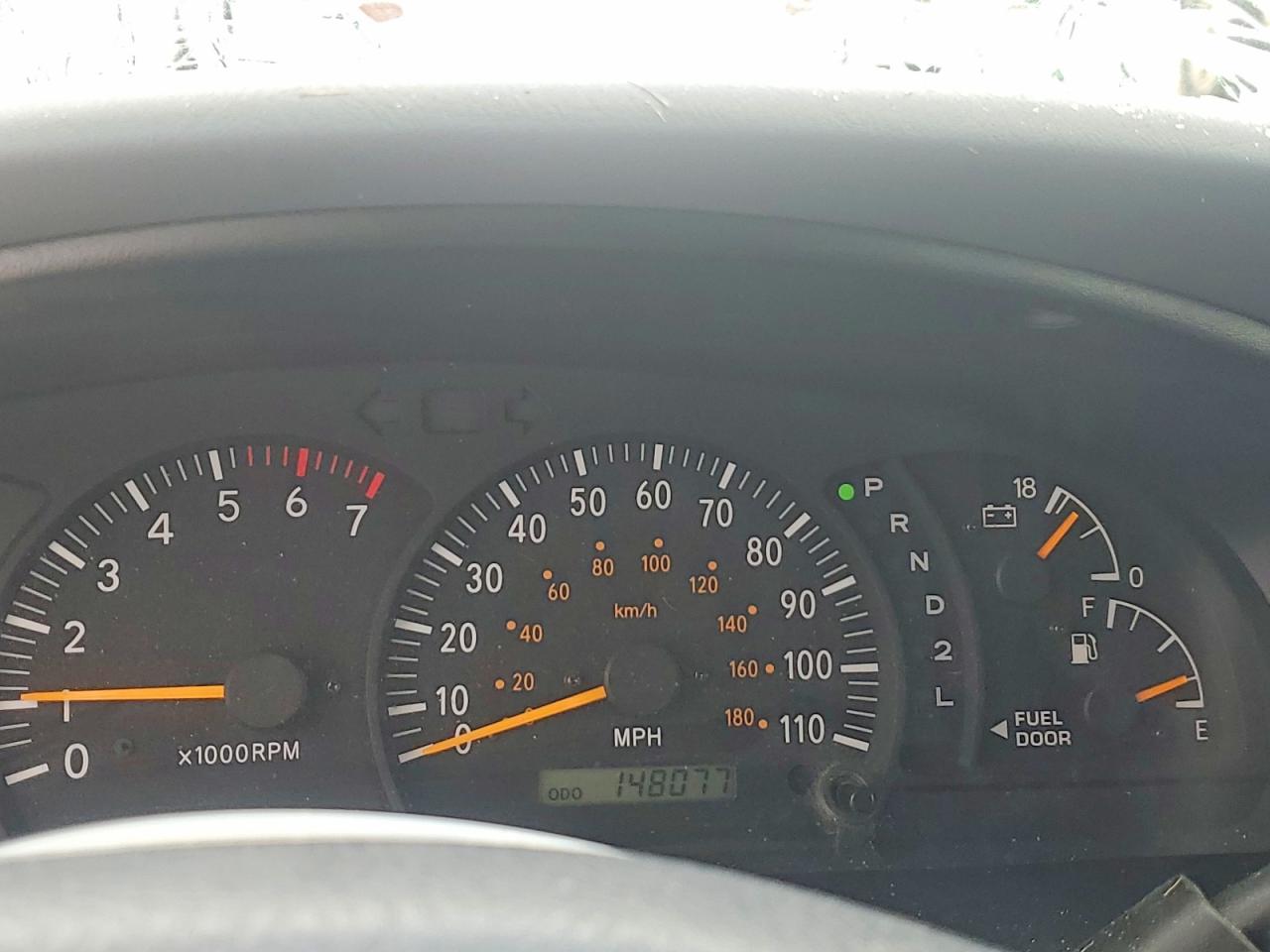 2002 Toyota Tundra Sr5 V8 Black vin: 5TBBT44112S269823