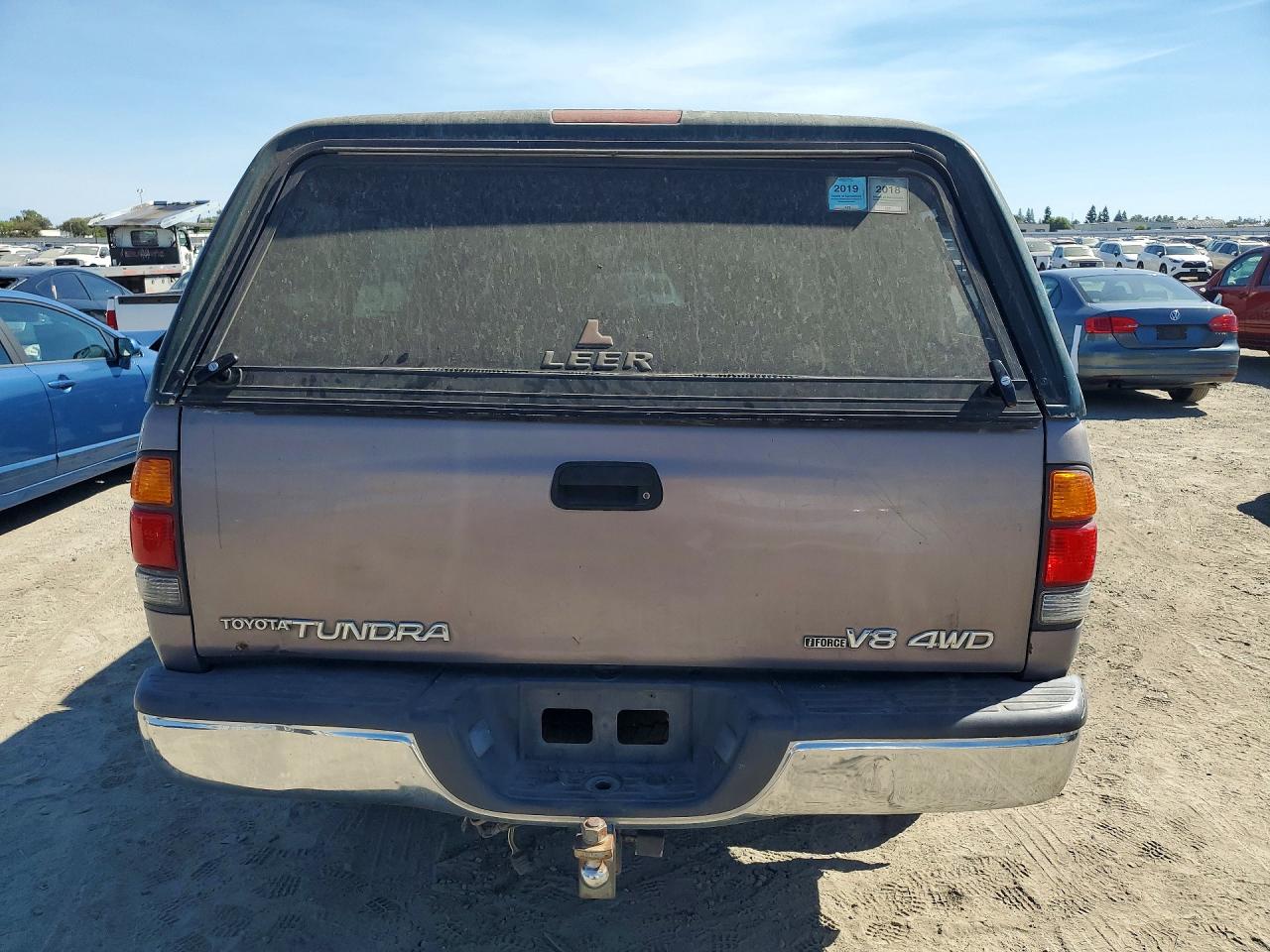 2002 Toyota Tundra Sr5 V8 Silver vin: 5TBBT44112S278957