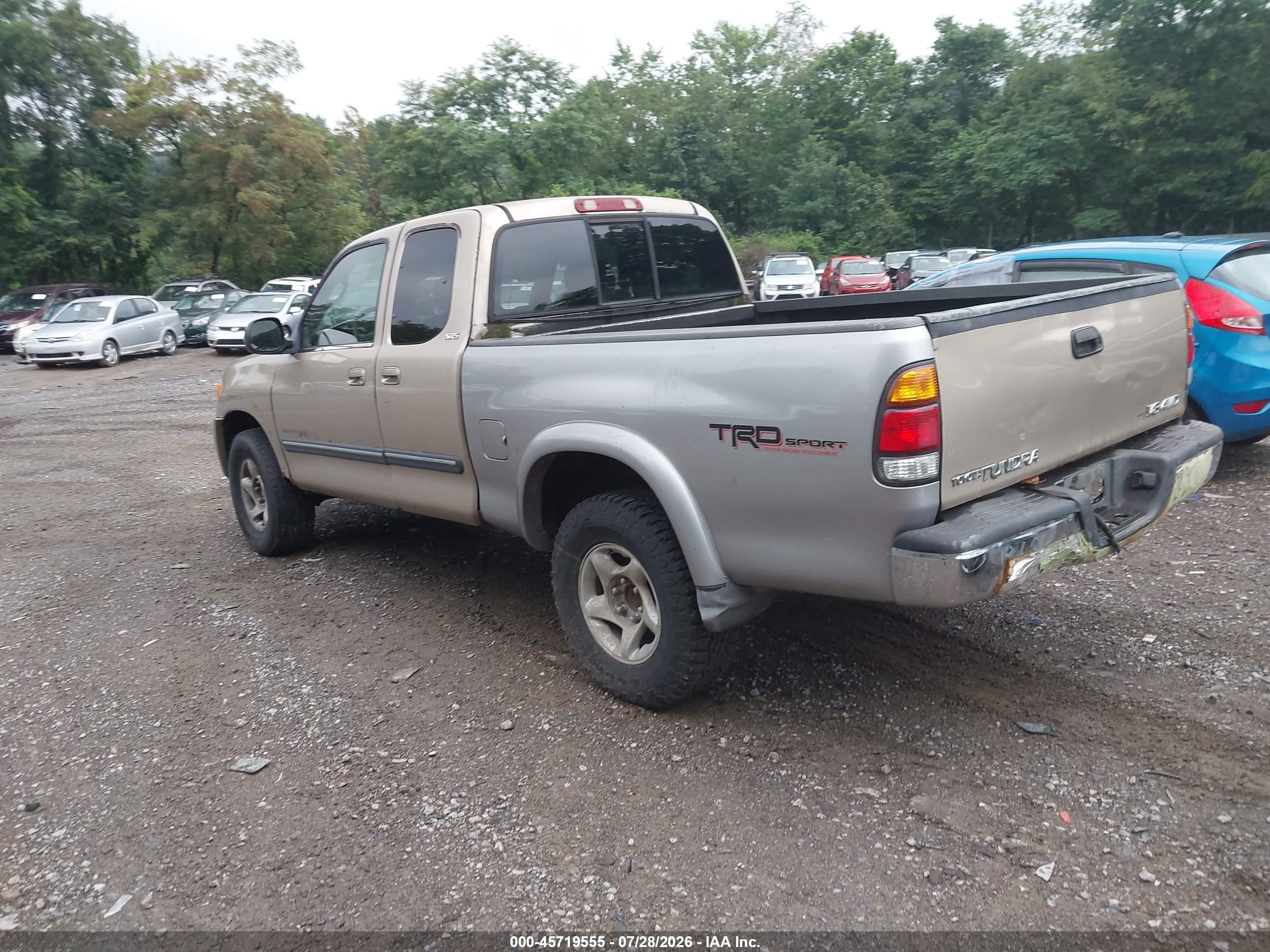 2003 Toyota Tundra Sr5 V8 Brown vin: 5TBBT44113S360107