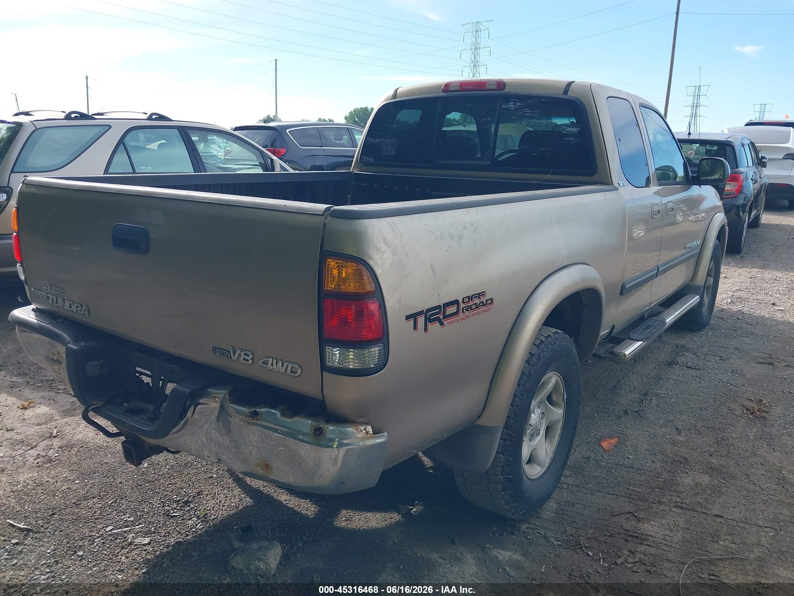 2003 Toyota Tundra Sr5 V8 Champagne vin: 5TBBT44113S404512