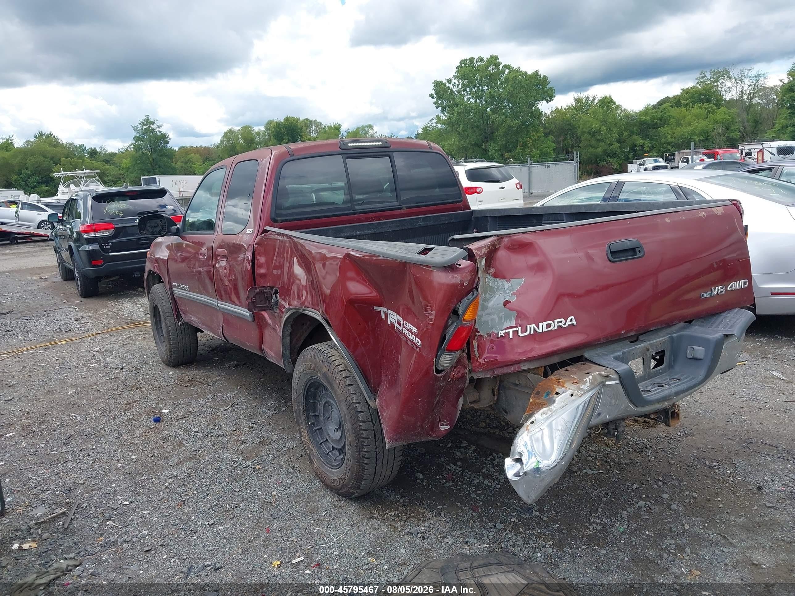 2003 Toyota Tundra Sr5 V8 Красный vin: 5TBBT44113S426431