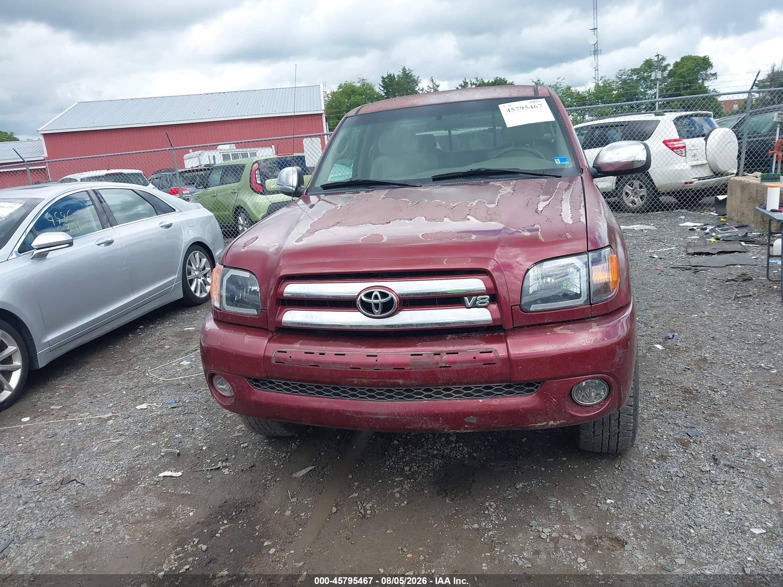 2003 Toyota Tundra Sr5 V8 Красный vin: 5TBBT44113S426431