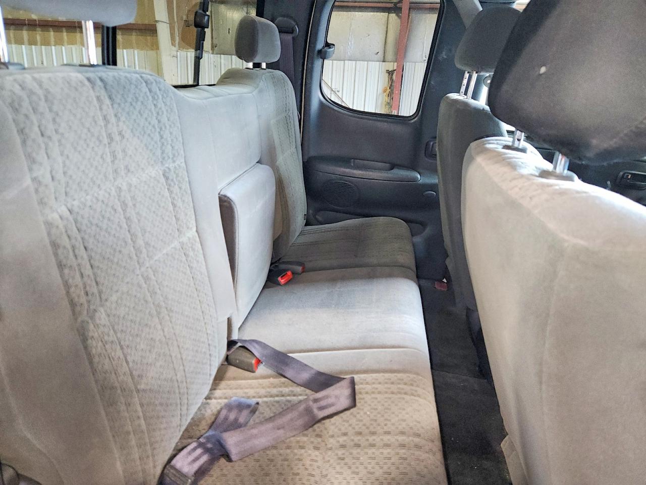 2003 Toyota Tundra Access Cab Sr5 White vin: 5TBBT44113S426655