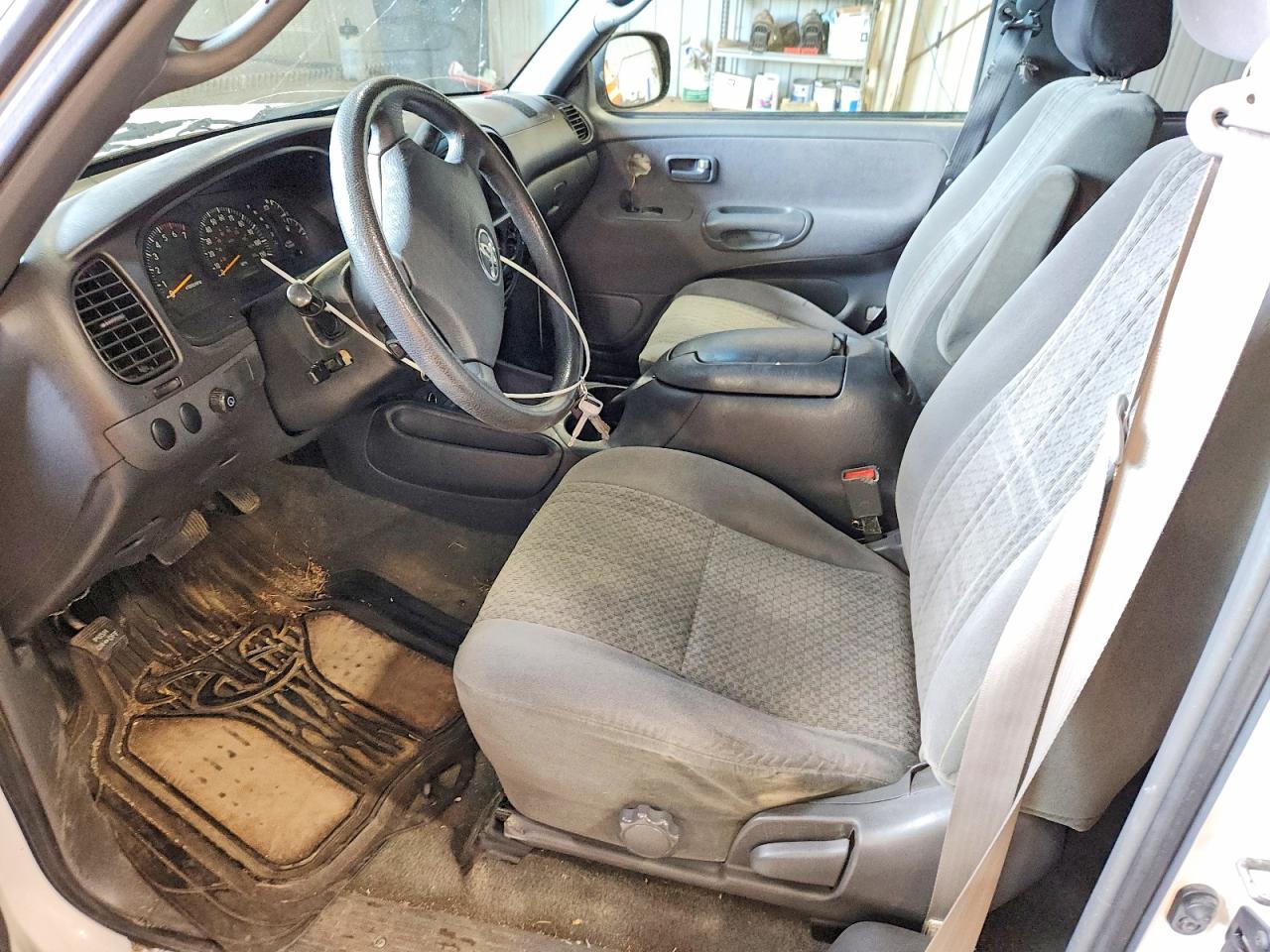 2003 Toyota Tundra Access Cab Sr5 White vin: 5TBBT44113S426655