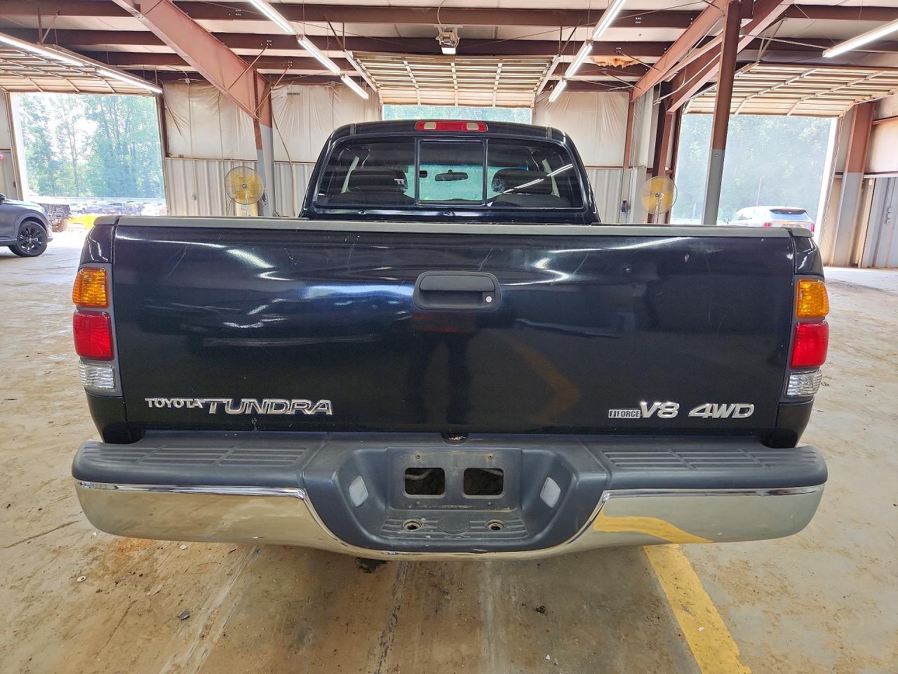 2004 Toyota Tundra Sr5 Black vin: 5TBBT44114S448978