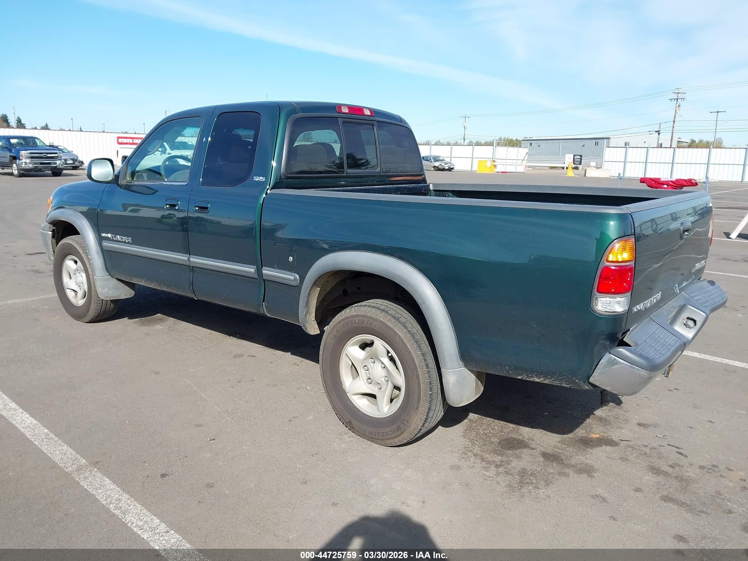 2001 Toyota Tundra Sr5 V8 Green vin: 5TBBT44121S178574