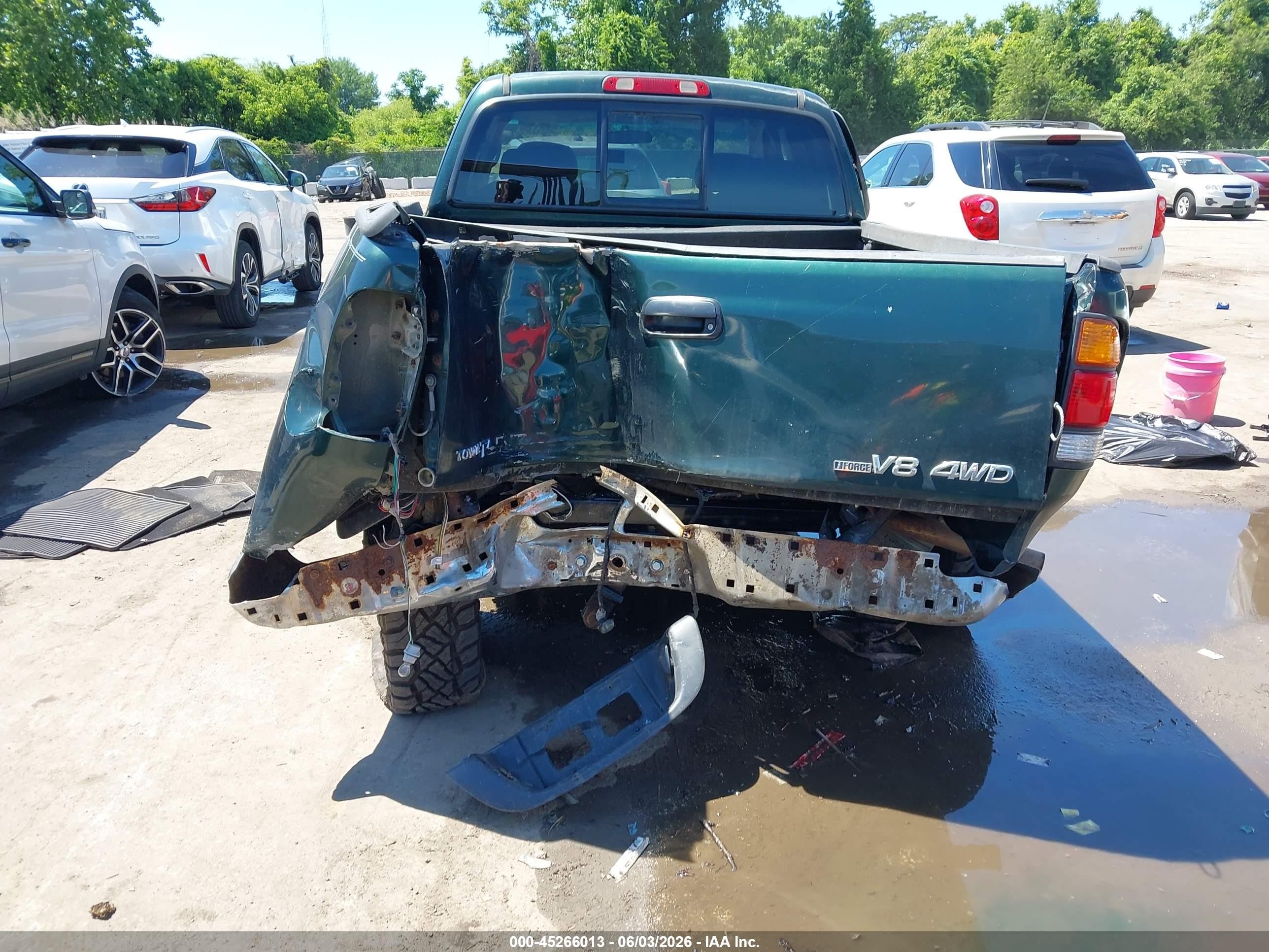 2001 Toyota Tundra Sr5 V8 Green vin: 5TBBT44121S184665