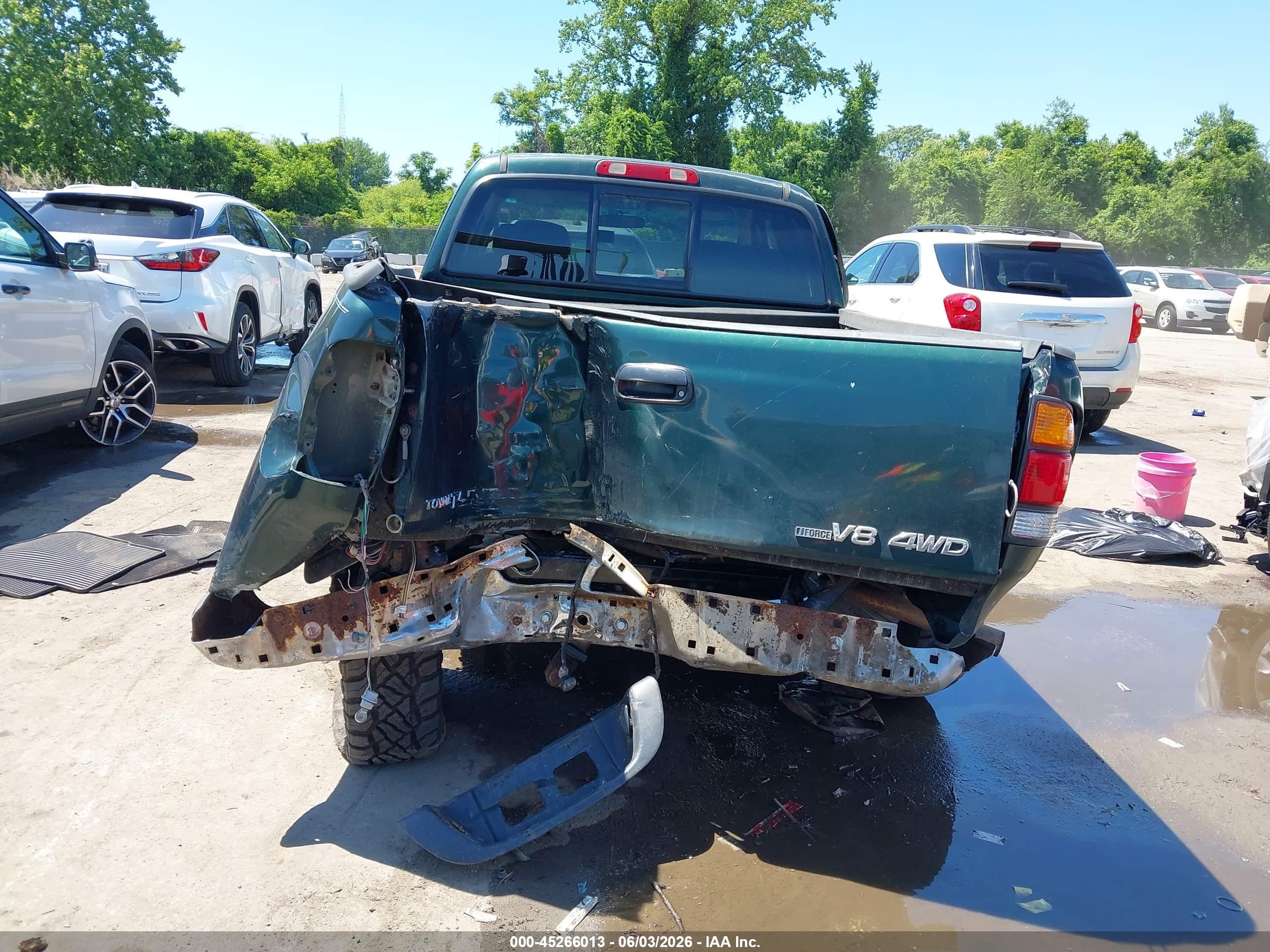 2001 Toyota Tundra Sr5 V8 Green vin: 5TBBT44121S184665