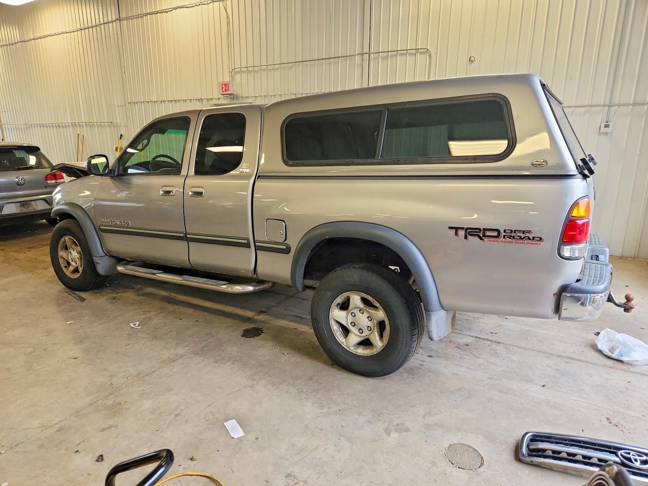2002 Toyt Tundra Silver vin: 5TBBT44122S274531