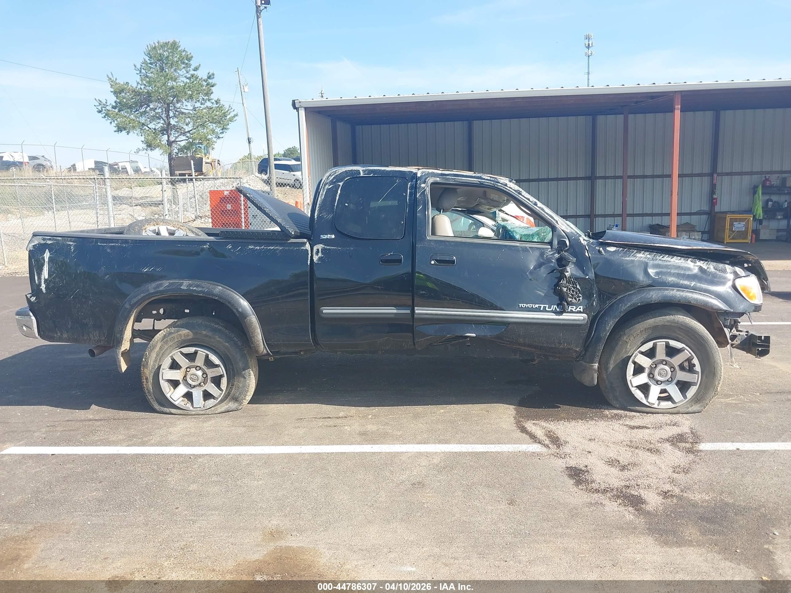 2006 Toyota Tundra Sr5 V8 Black vin: 5TBBT44126S487419
