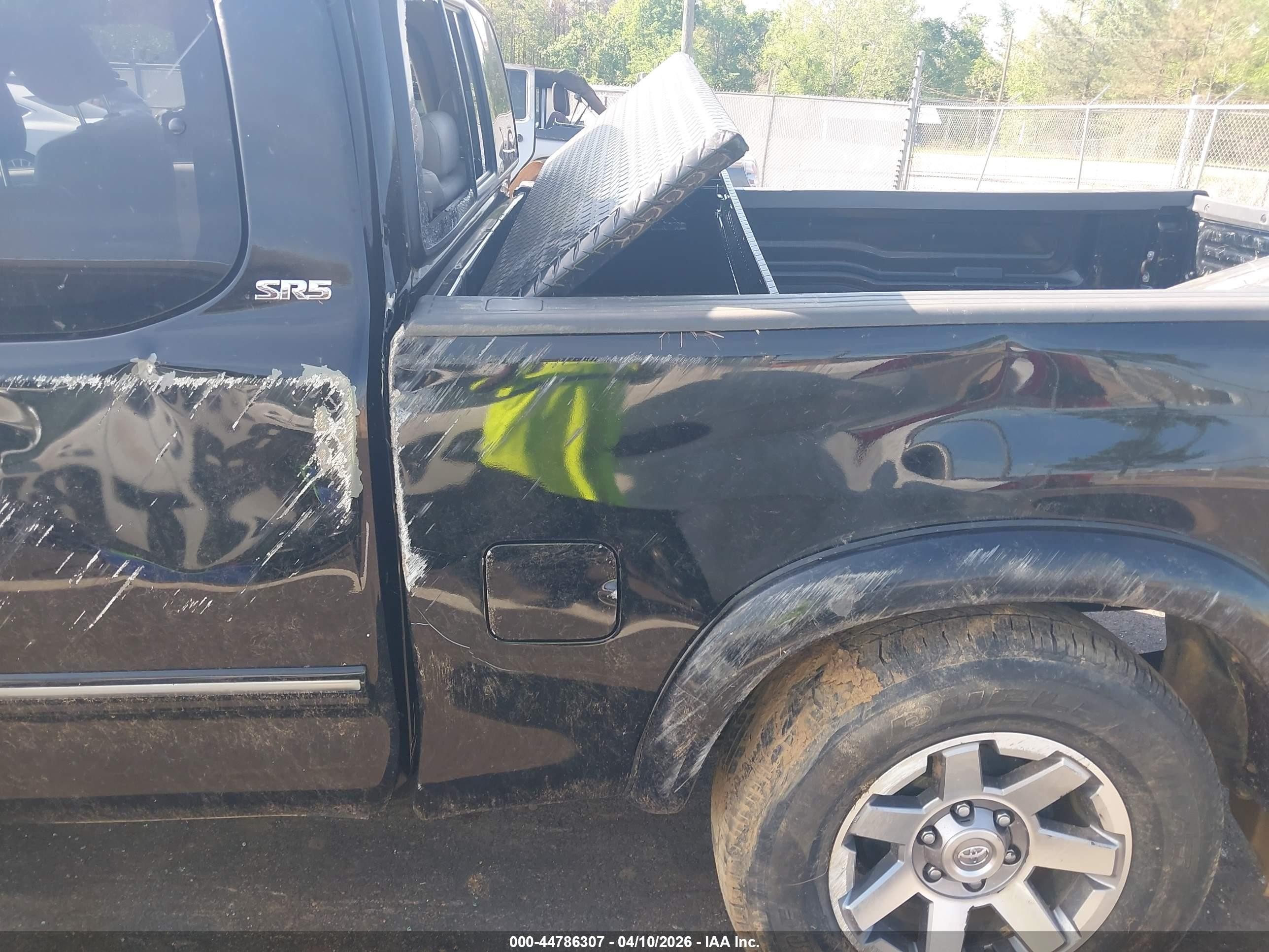 2006 Toyota Tundra Sr5 V8 Black vin: 5TBBT44126S487419