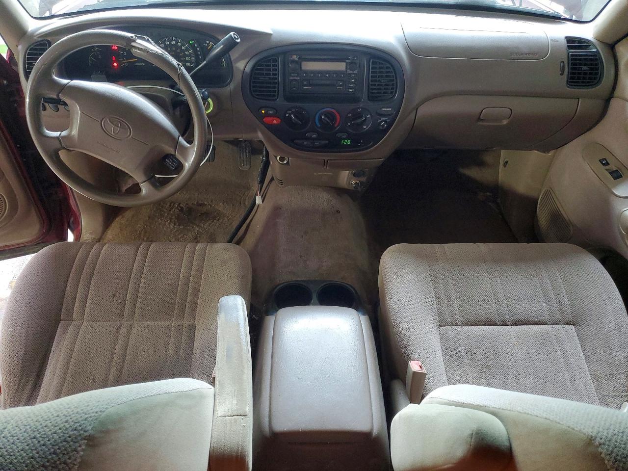 2000 Toyota Tundra Sr5 Red vin: 5TBBT4412YS033044