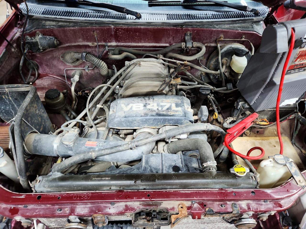 2000 Toyota Tundra Sr5 Burgundy vin: 5TBBT4412YS037336