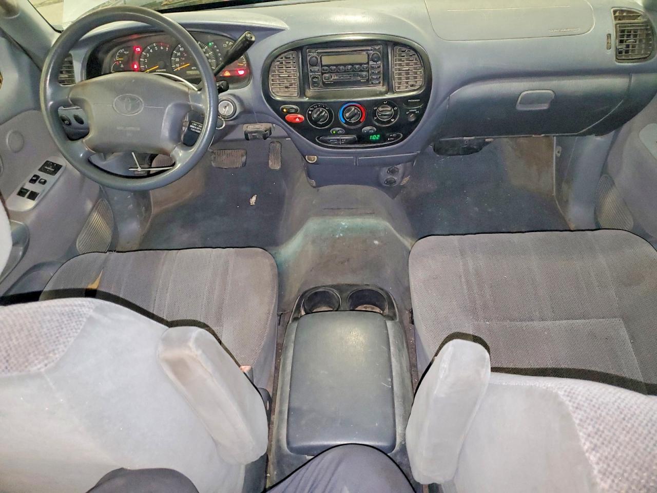 2000 Toyota Tundra Silver vin: 5TBBT4412YS057103