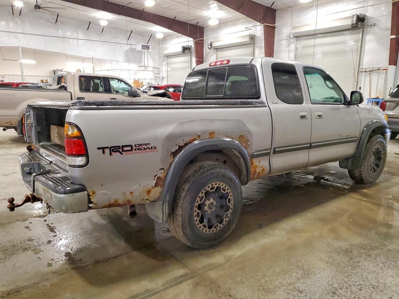 2001 Toyota Tundra Sr5 Серый vin: 5TBBT44131S198316