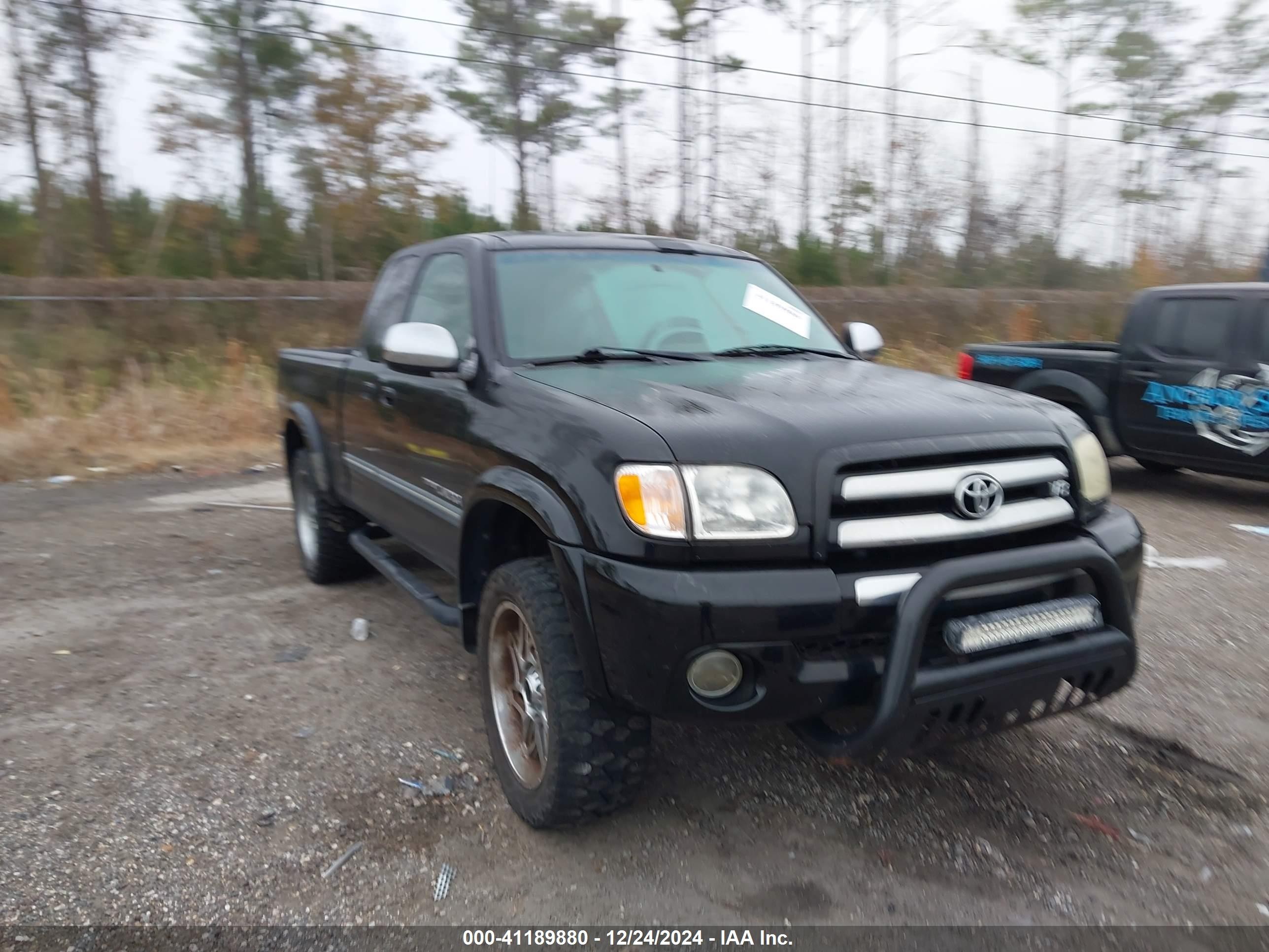 Price & History 2004 Toyota Tundra Sr5 V8 4.7l V-8 Dohc, 240hp vin