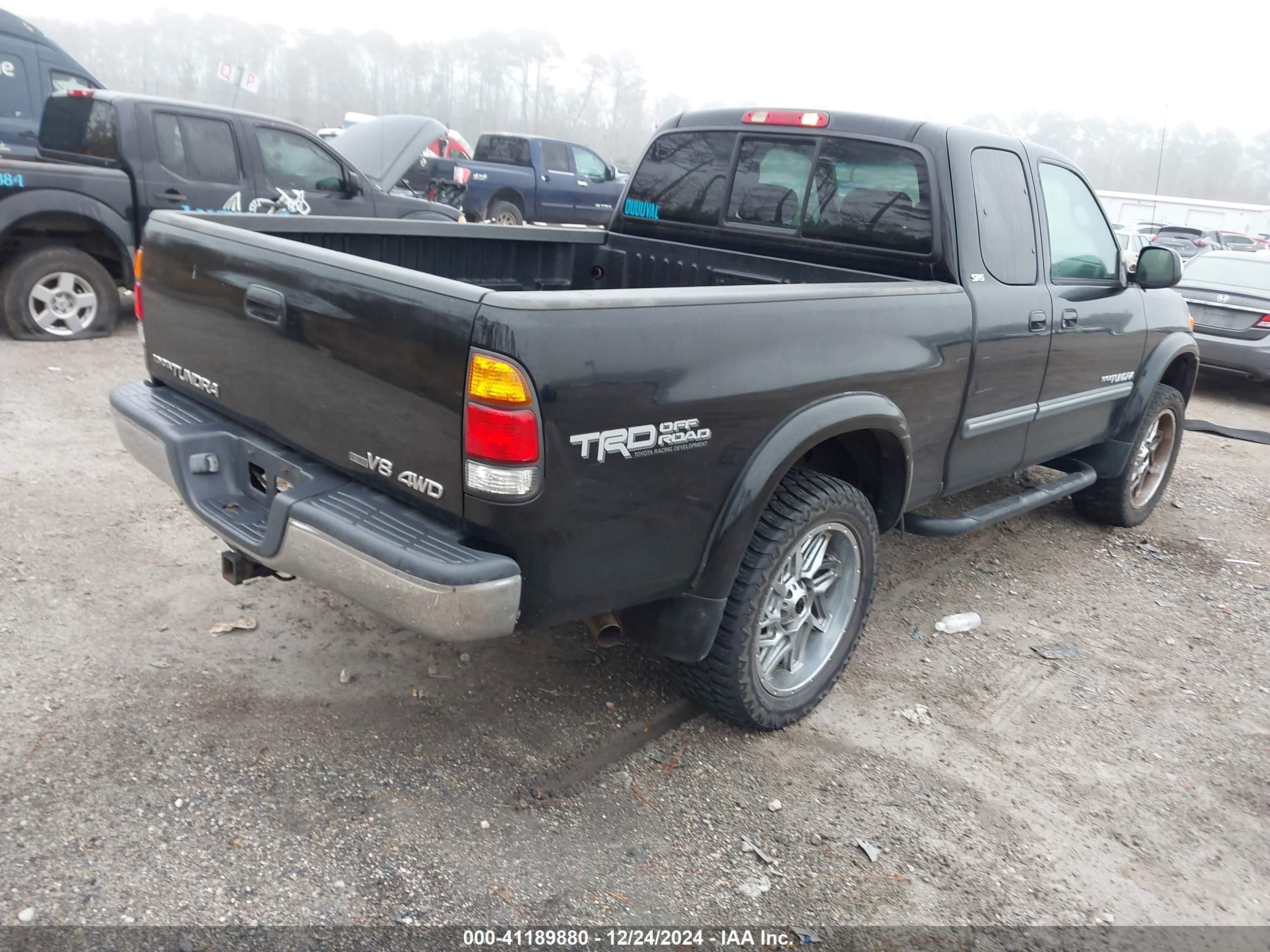 Price & History 2004 Toyota Tundra Sr5 V8 4.7l V-8 Dohc, 240hp vin