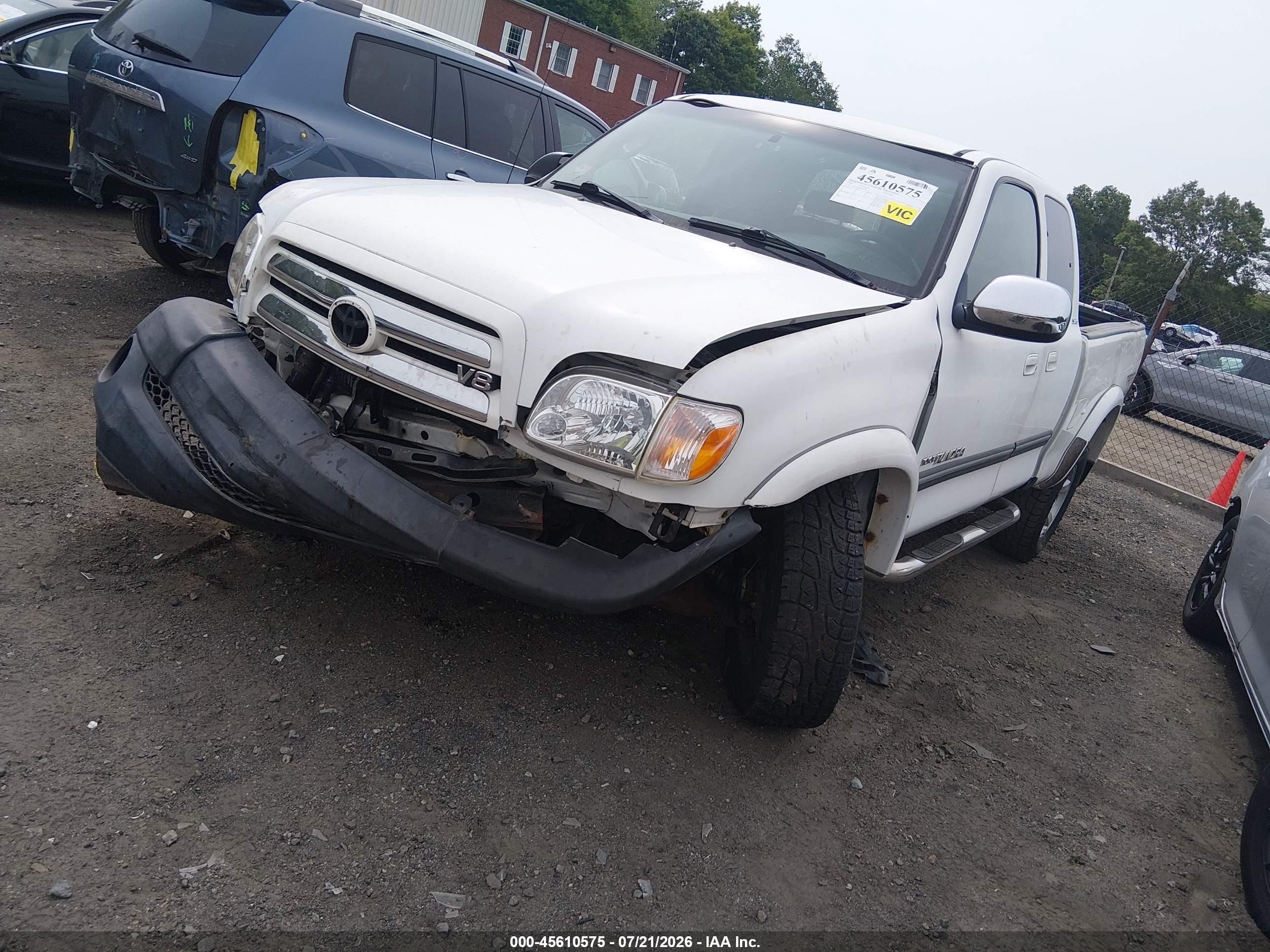 2006 Toyota Tundra Sr5 V8 White vin: 5TBBT44136S473979