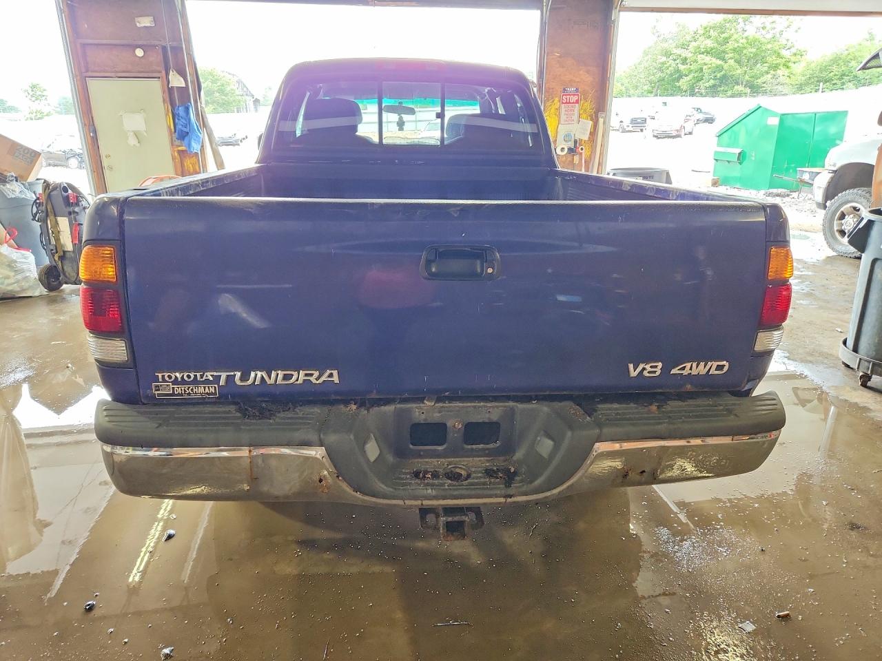 2000 Toyota Tundra Sr5 Blue vin: 5TBBT4413YS002384