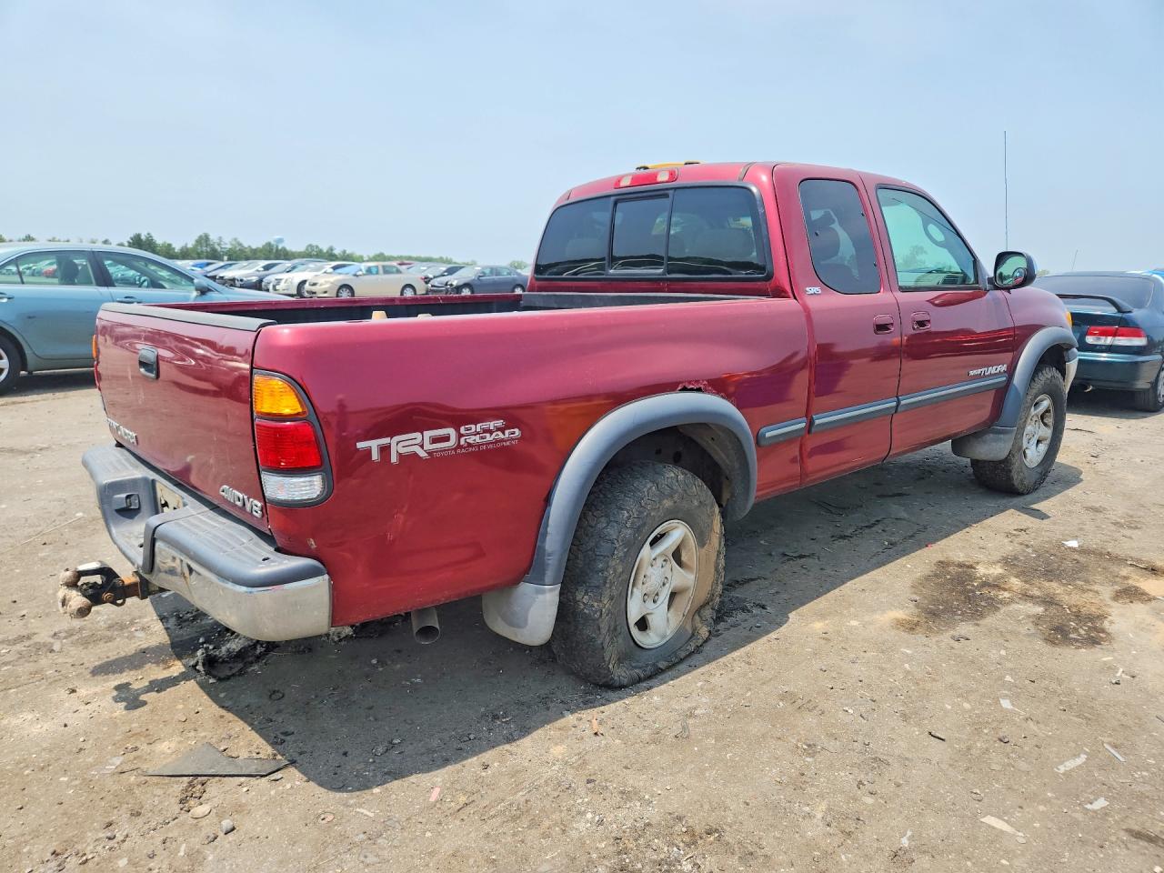 2000 Toyota Tundra Maroon vin: 5TBBT4413YS124520