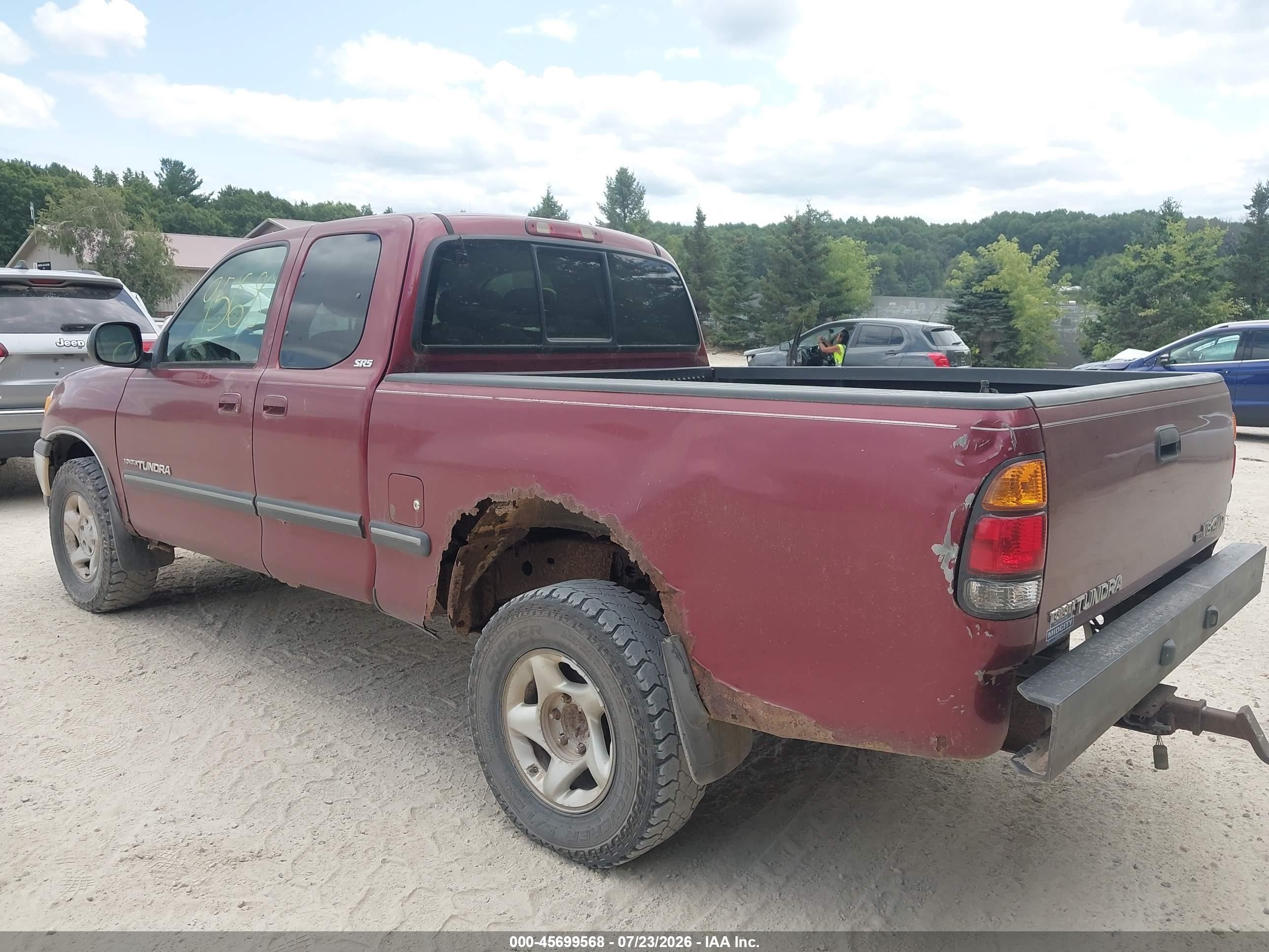 2002 Toyota Tundra Sr5 V8 Red vin: 5TBBT44142S220485