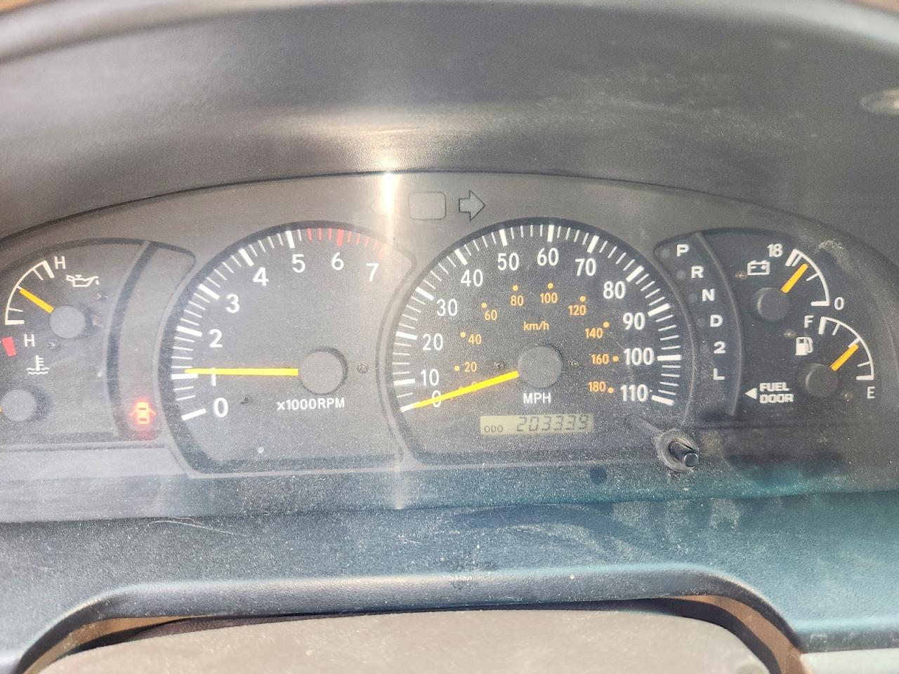 2002 Toyota Tundra Sr5 V8 Gray vin: 5TBBT44142S321381