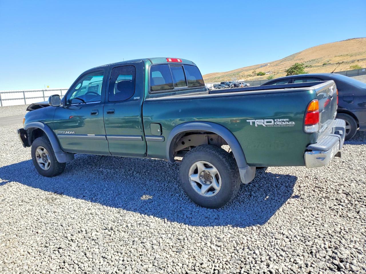 2002 Toyota Tundra Sr5 V8 Green vin: 5TBBT44142S324667