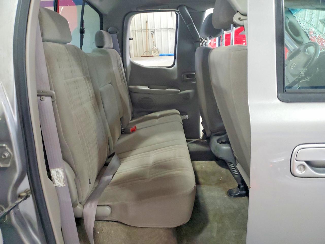 2003 Toyota Tundra Access Cab Sr5 Серебряный vin: 5TBBT44143S373353