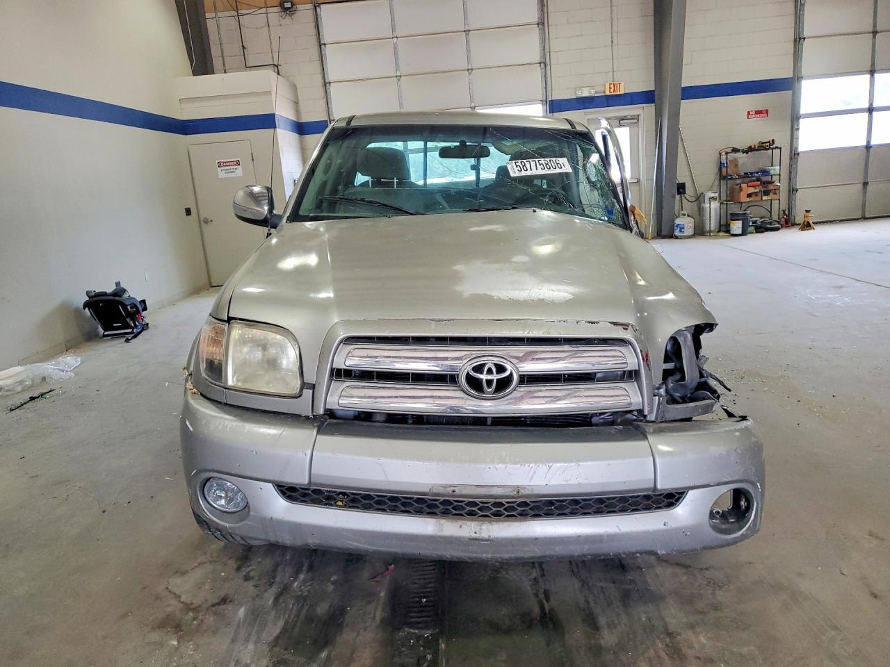 2003 Toyota Tundra Access Cab Sr5 Серебряный vin: 5TBBT44143S373353