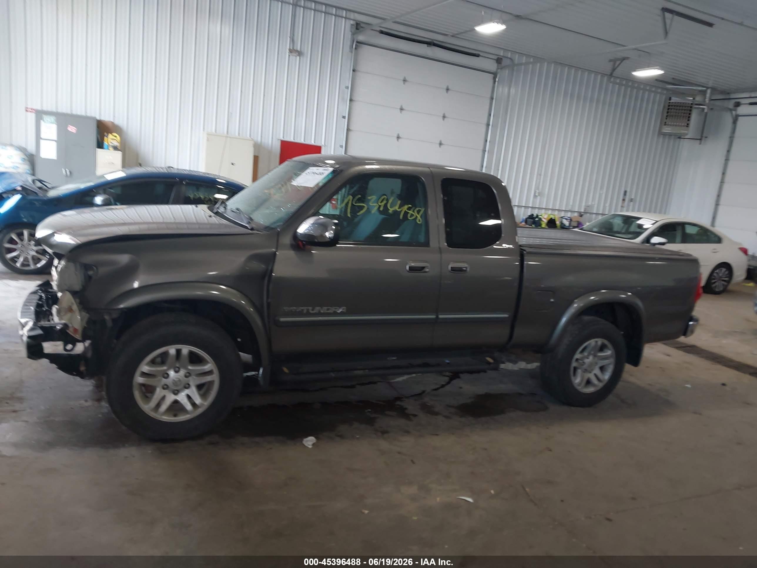2006 Toyota Tundra Sr5 V8 Gray vin: 5TBBT44146S480018