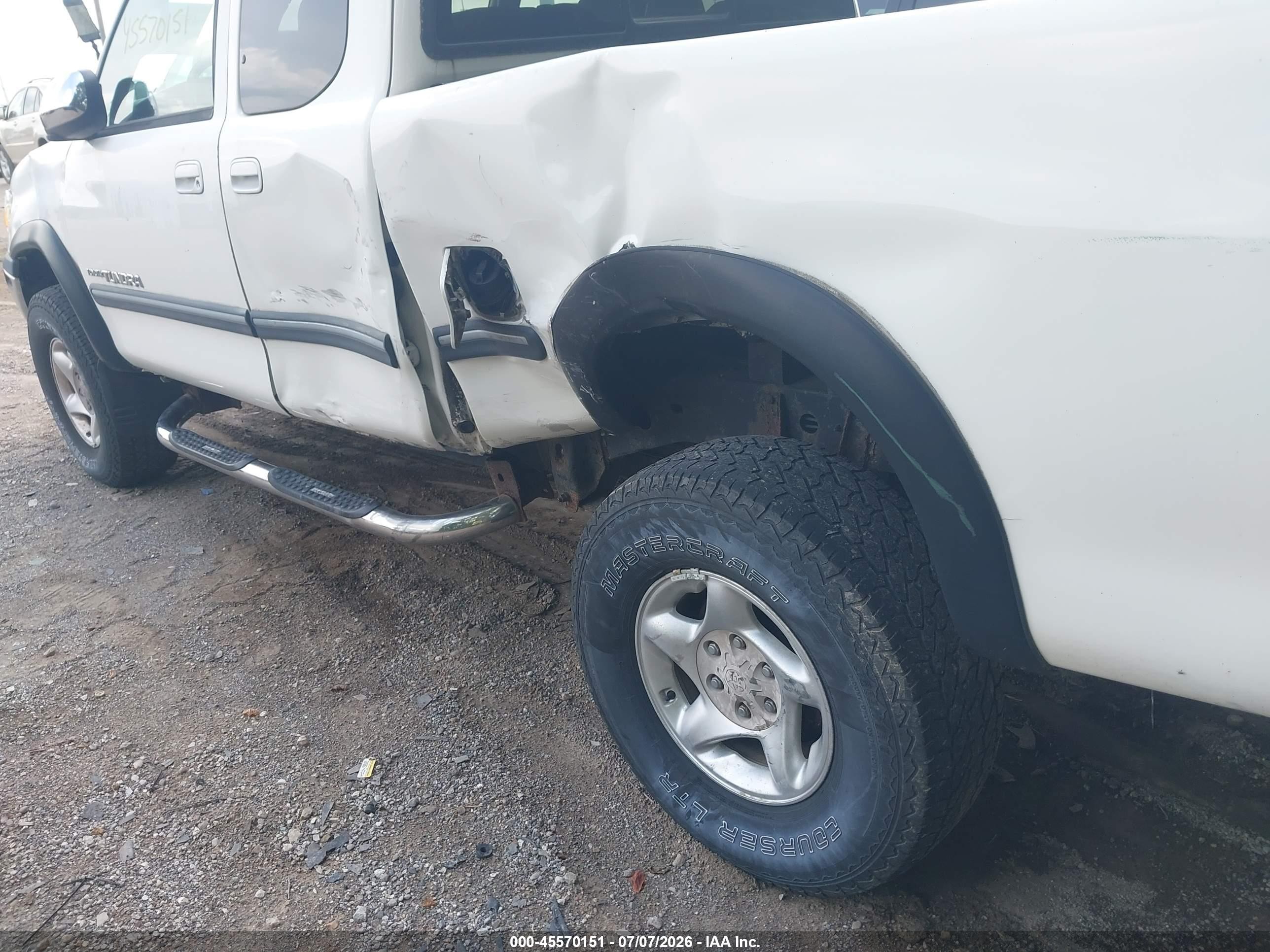 2000 Toyota Tundra Sr5 V8 White vin: 5TBBT4414YS014964