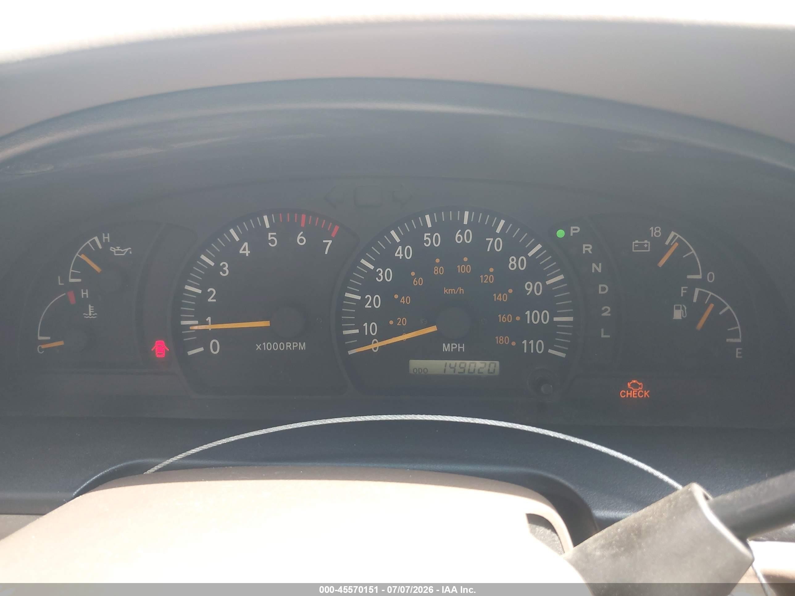 2000 Toyota Tundra Sr5 V8 White vin: 5TBBT4414YS014964