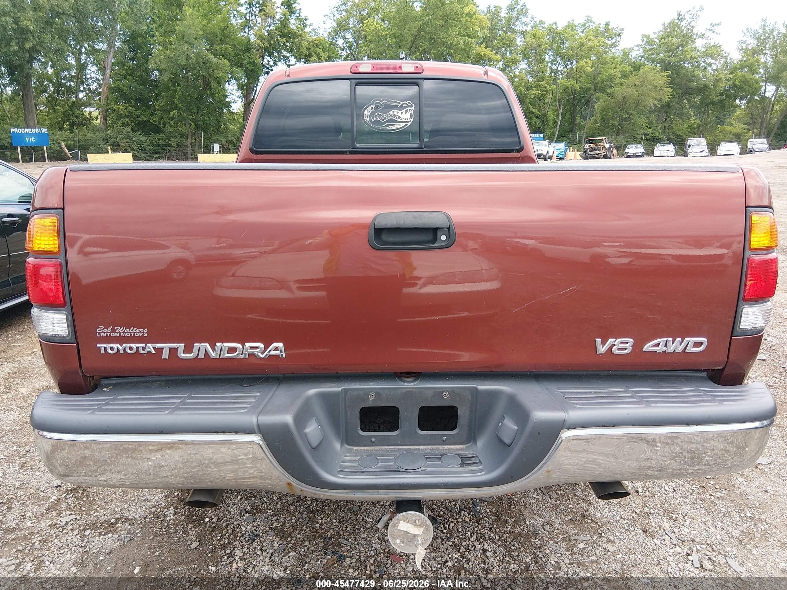 2000 Toyota Tundra Sr5 V8 Maroon vin: 5TBBT4414YS050055
