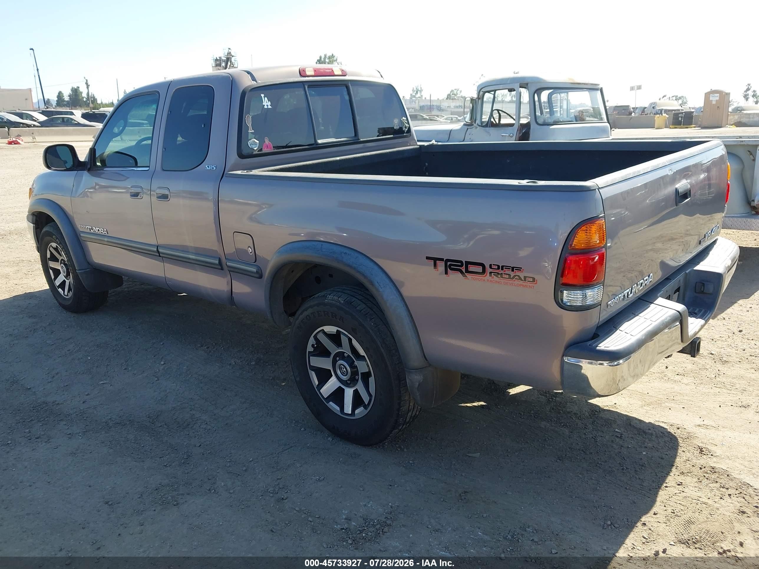 2001 Toyota Tundra Sr5 V8 Gray vin: 5TBBT44151S178150
