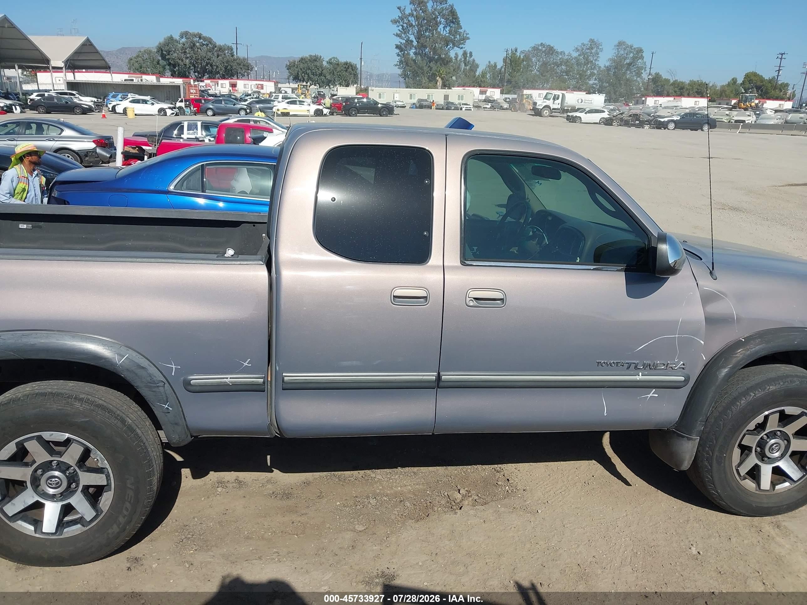 2001 Toyota Tundra Sr5 V8 Gray vin: 5TBBT44151S178150