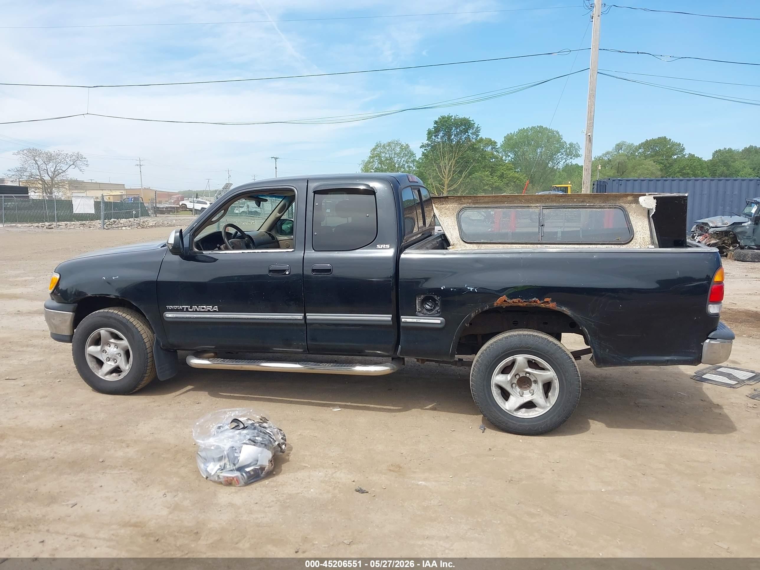 2001 Toyota Tundra Sr5 V8 Черный vin: 5TBBT44151S187270