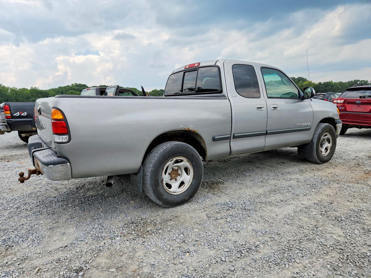 2001 Toyota Tundra Sr5 Серебряный vin: 5TBBT44151S210434