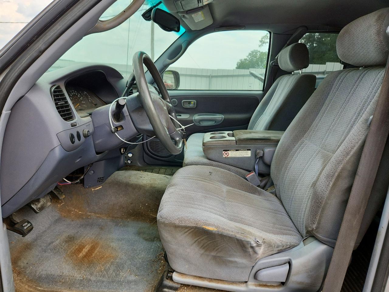 2001 Toyota Tundra Sr5 Серебряный vin: 5TBBT44151S210434